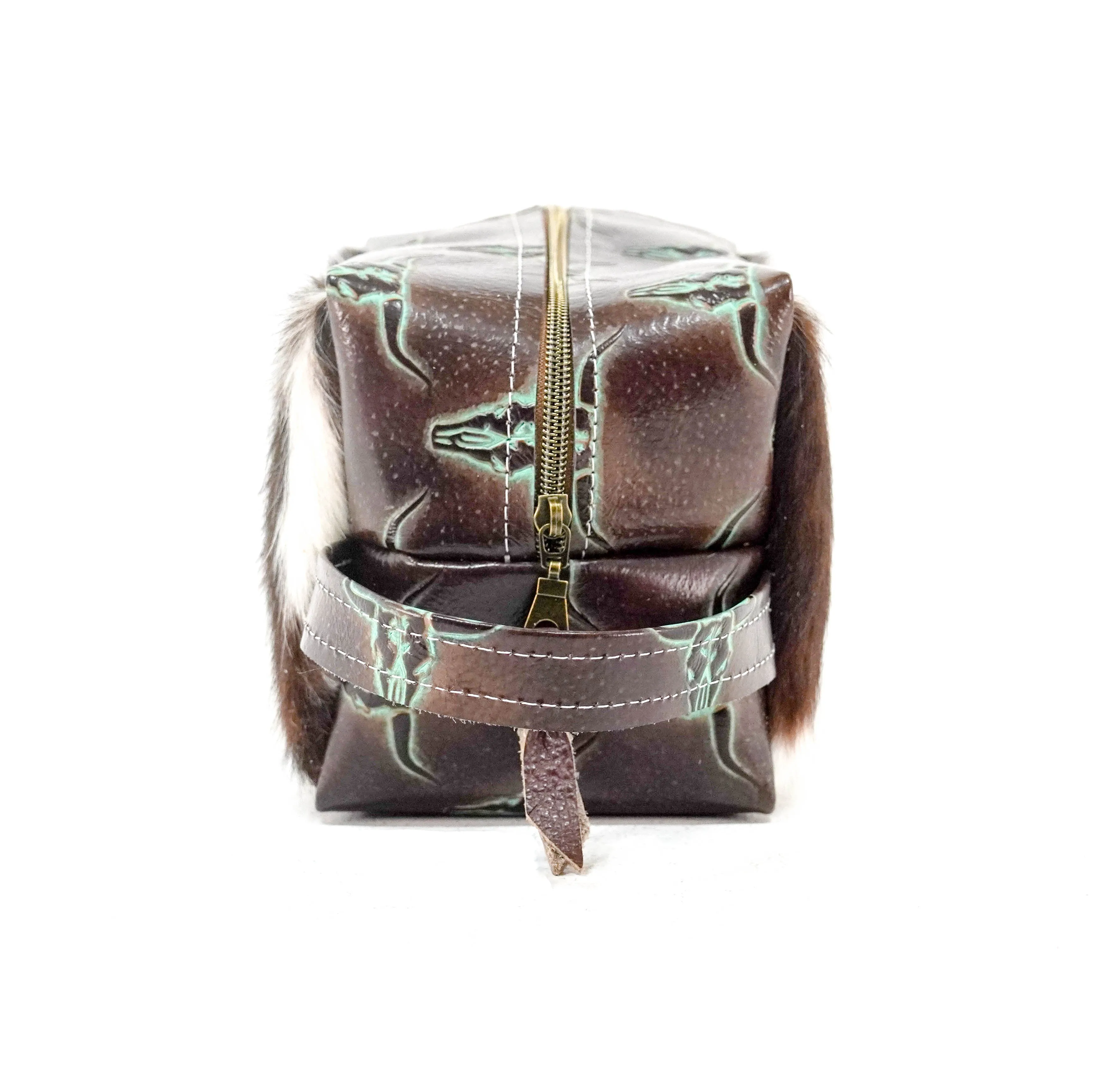 013 Dutton - Tricolor w/ Mint Chocolate Skulls