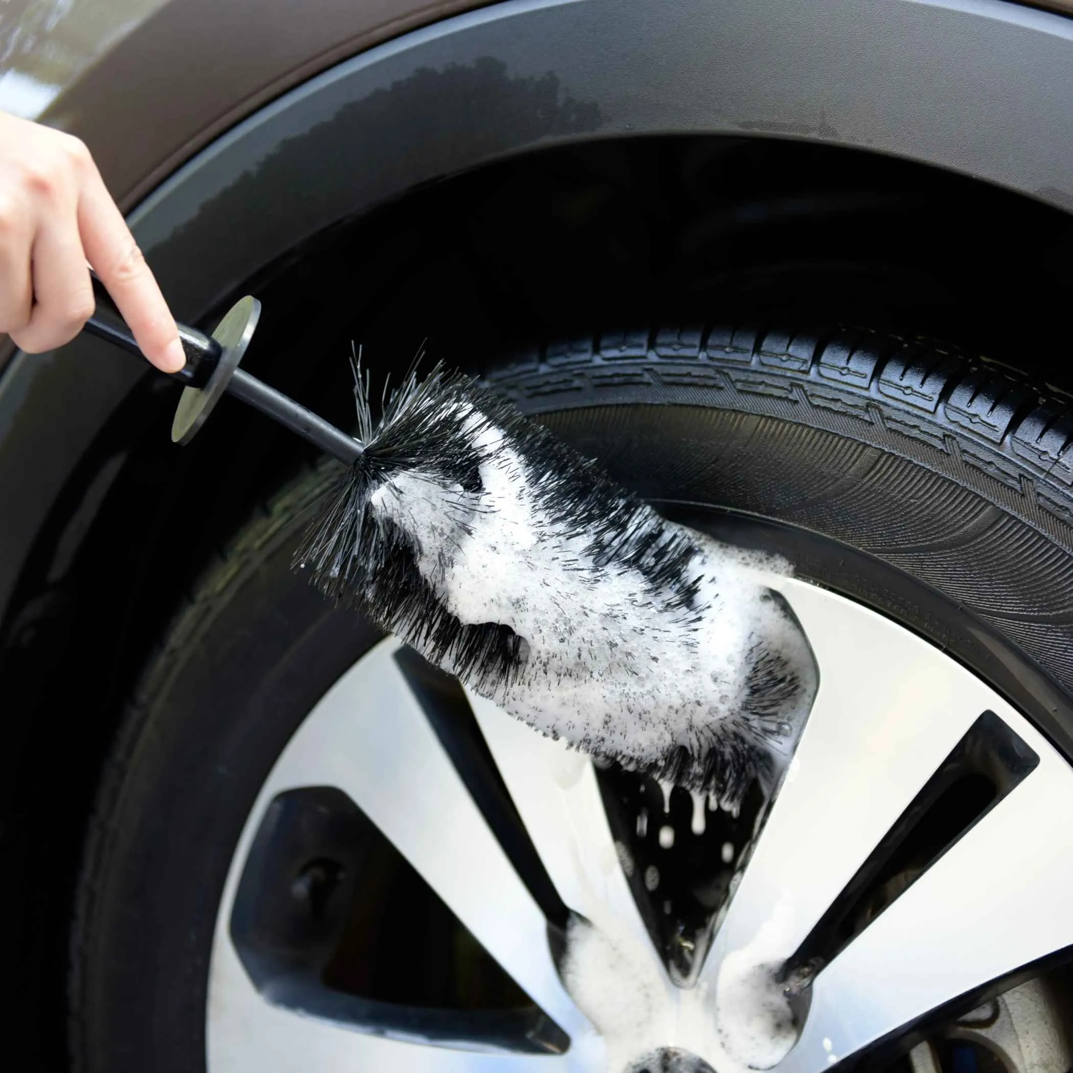 18" Flexible Wheel Spoke Brush w. Flexi Handle