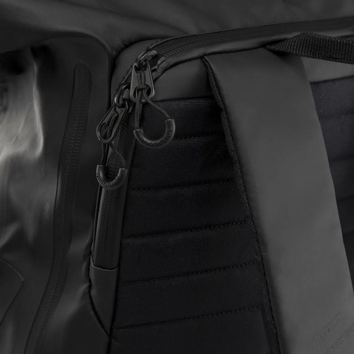 25L BLACK COMMUTERS BACKPACK