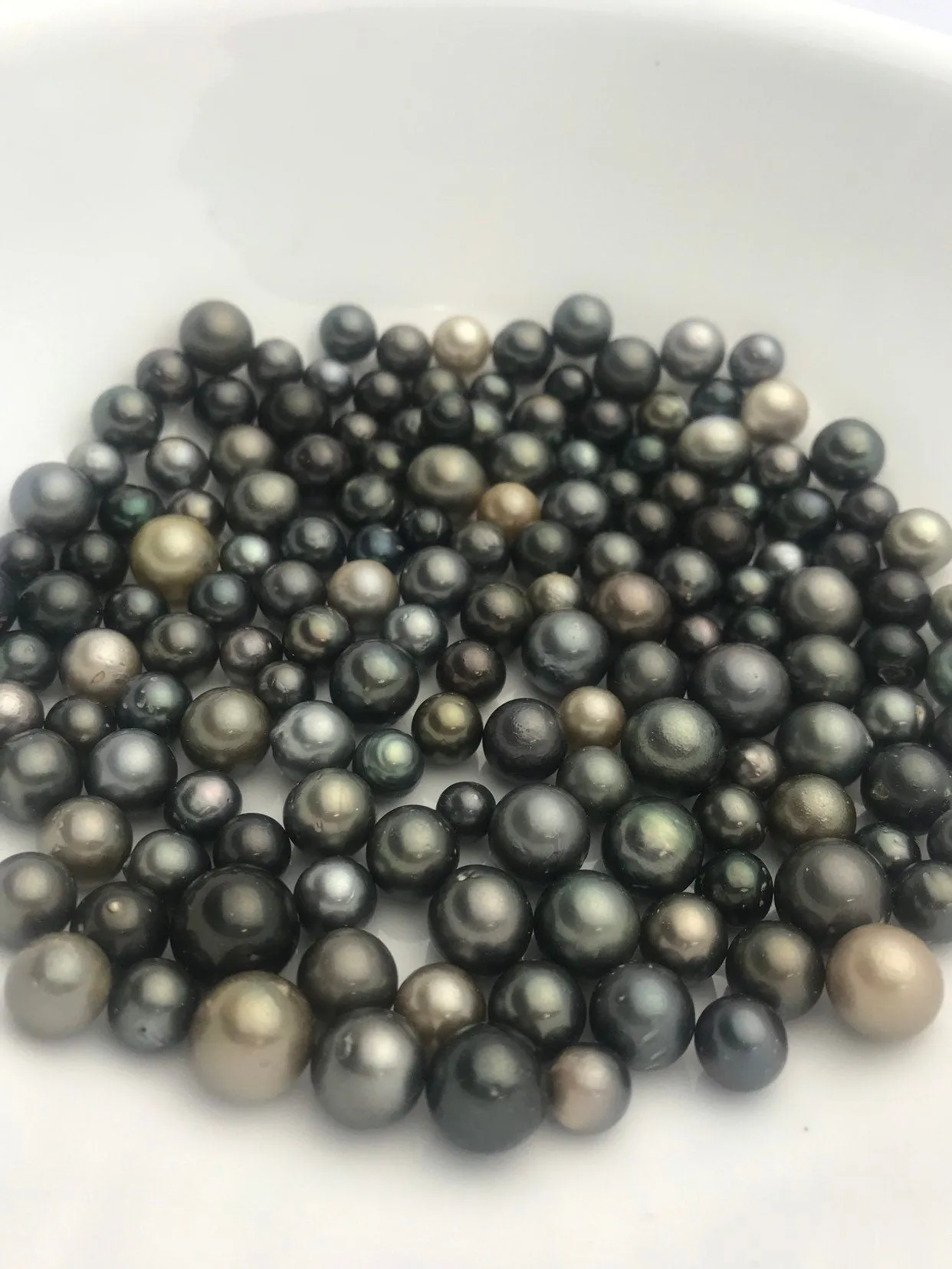 30 pcs, Round/Semi-Round/ Oval Tahitian Pearls, A ,  7mm to 11mm, Imported from Tahiti