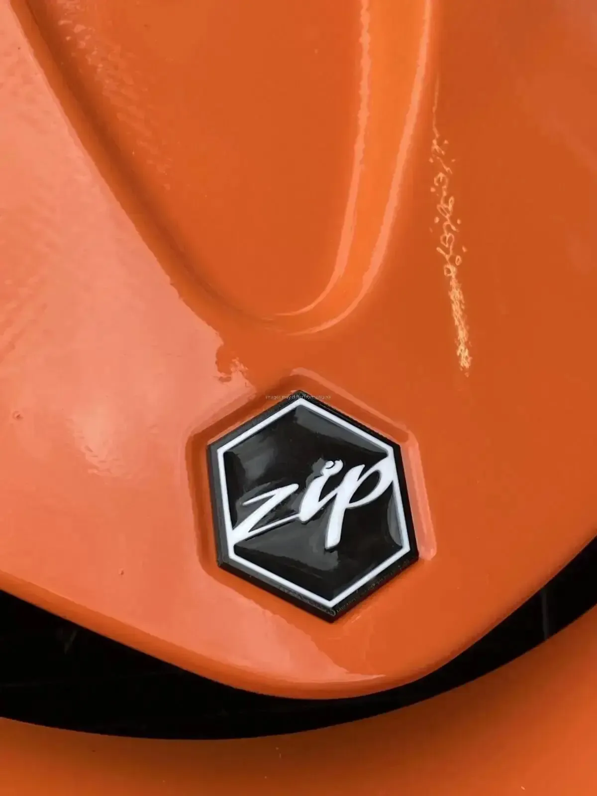 3D Logo Piaggio Custom Edition Yellow | Piaggio ZIP Models
