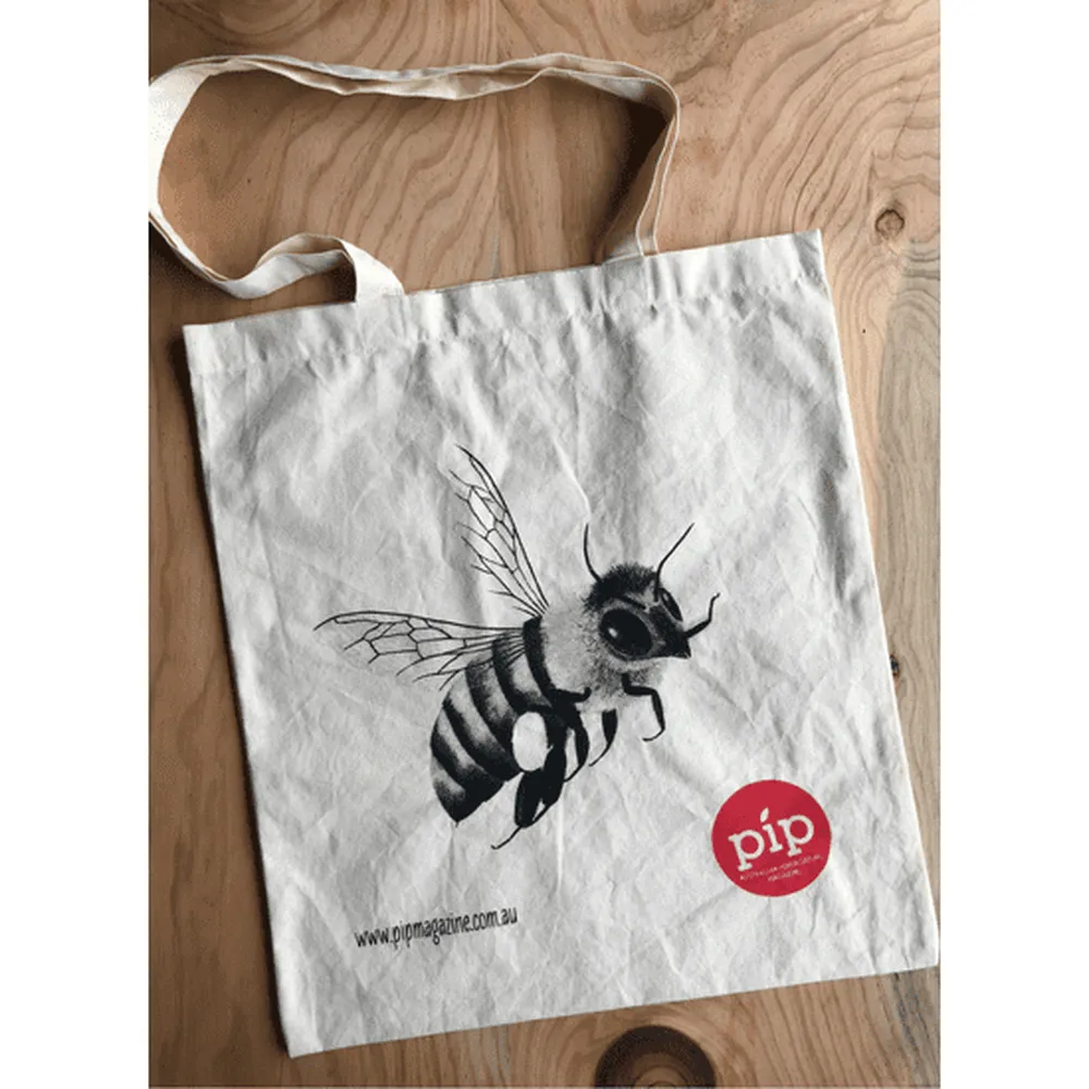 6-Pack Pip Magazine Back Issues 32 through to 26 Plus a Pip Tote Bag