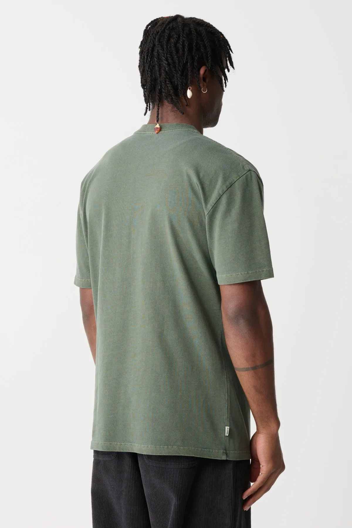 91 KEY ITALIC OG TEE - PIGMENT FOREST