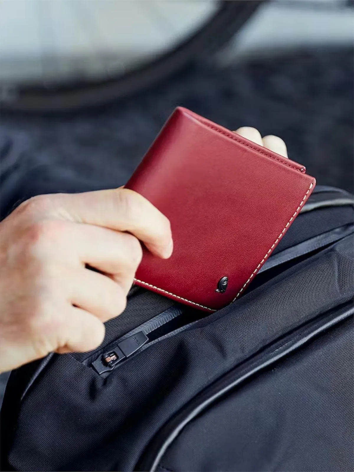 Bellroy Hide and Seek Wallet Obsidian RFID