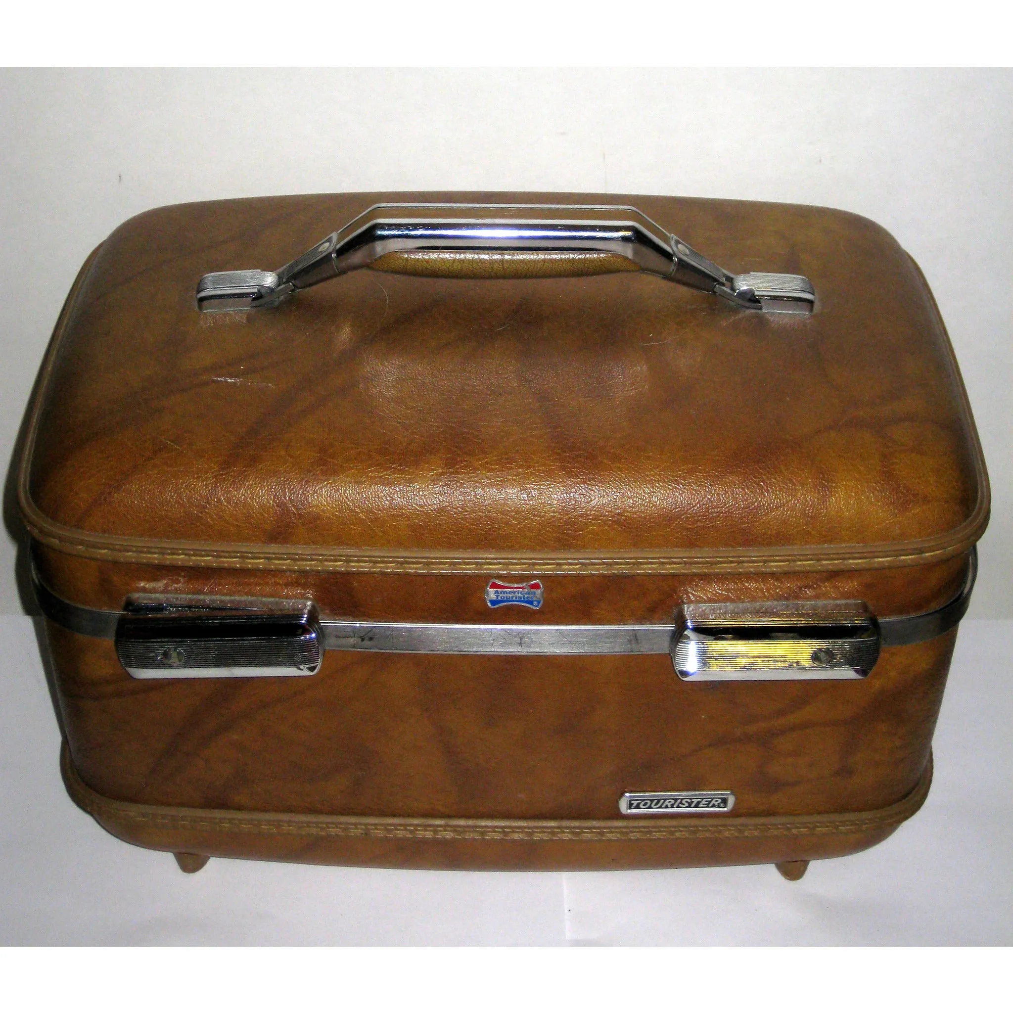 Brown Traincase By American Tourister