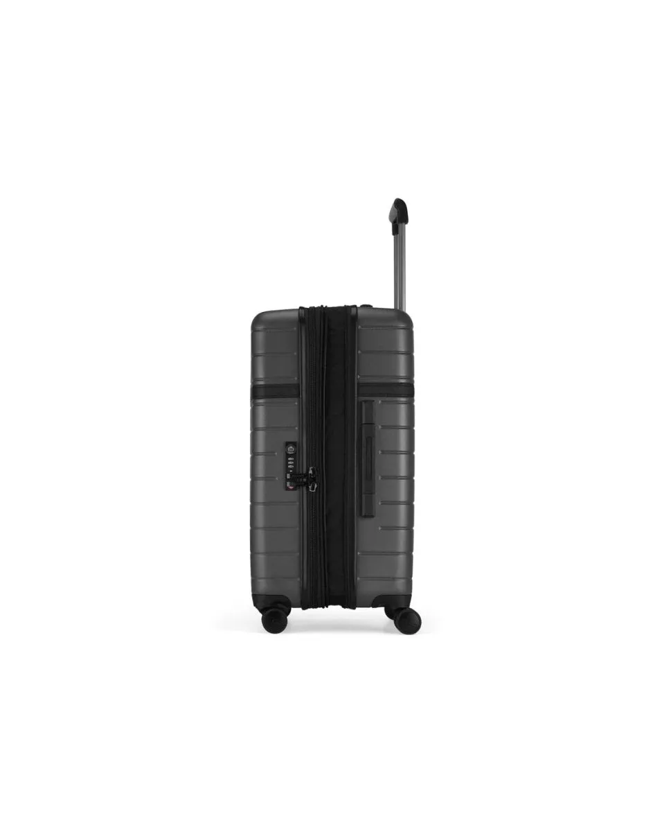 Bugatti Hamburg 24" Hardside Expandable Spinner