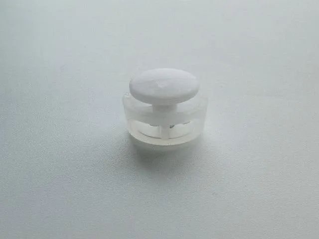 Button Toggle - Clear & White