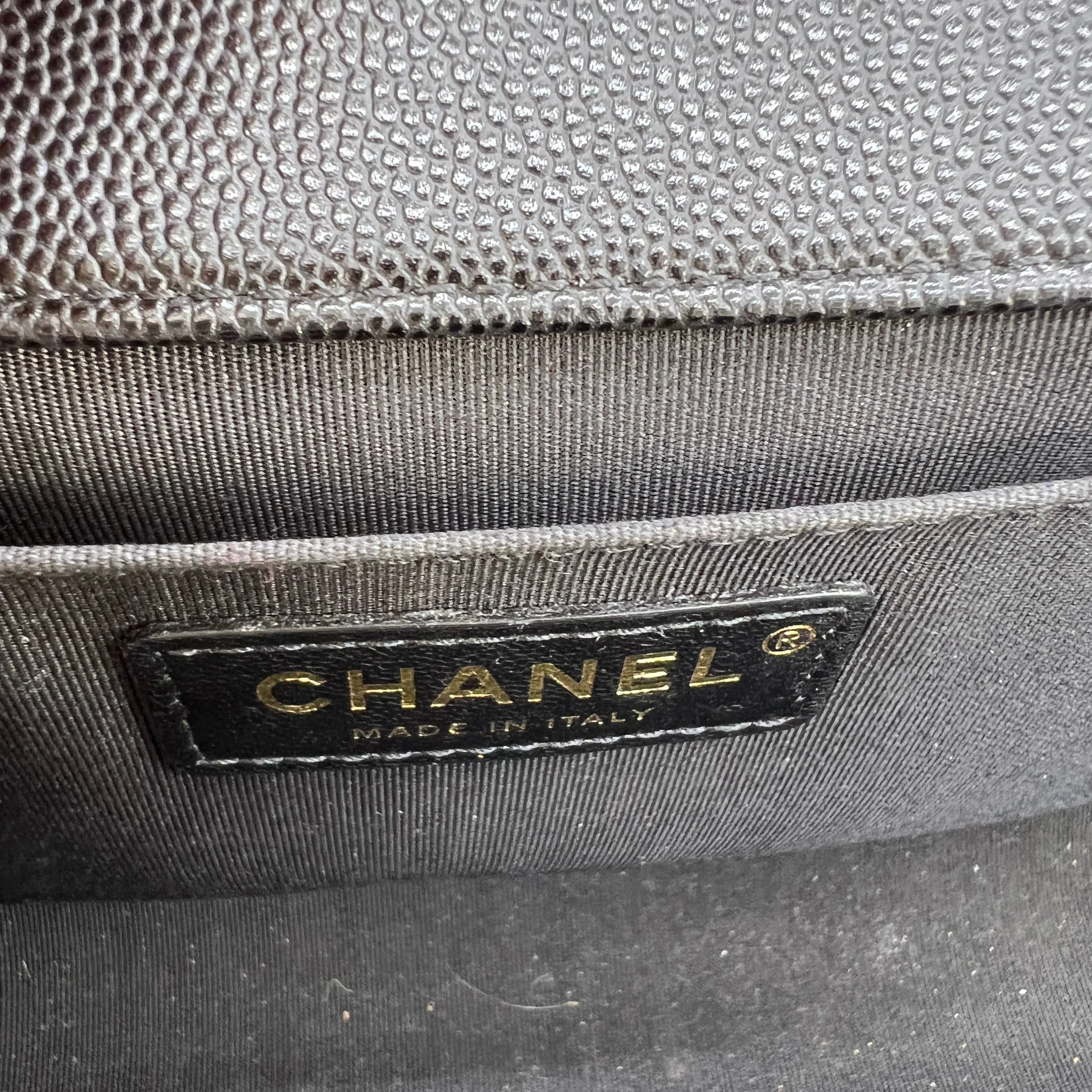 CHANEL Caviar Quilted Old Medium Boy Flap Black [Guaranteed Authentic]