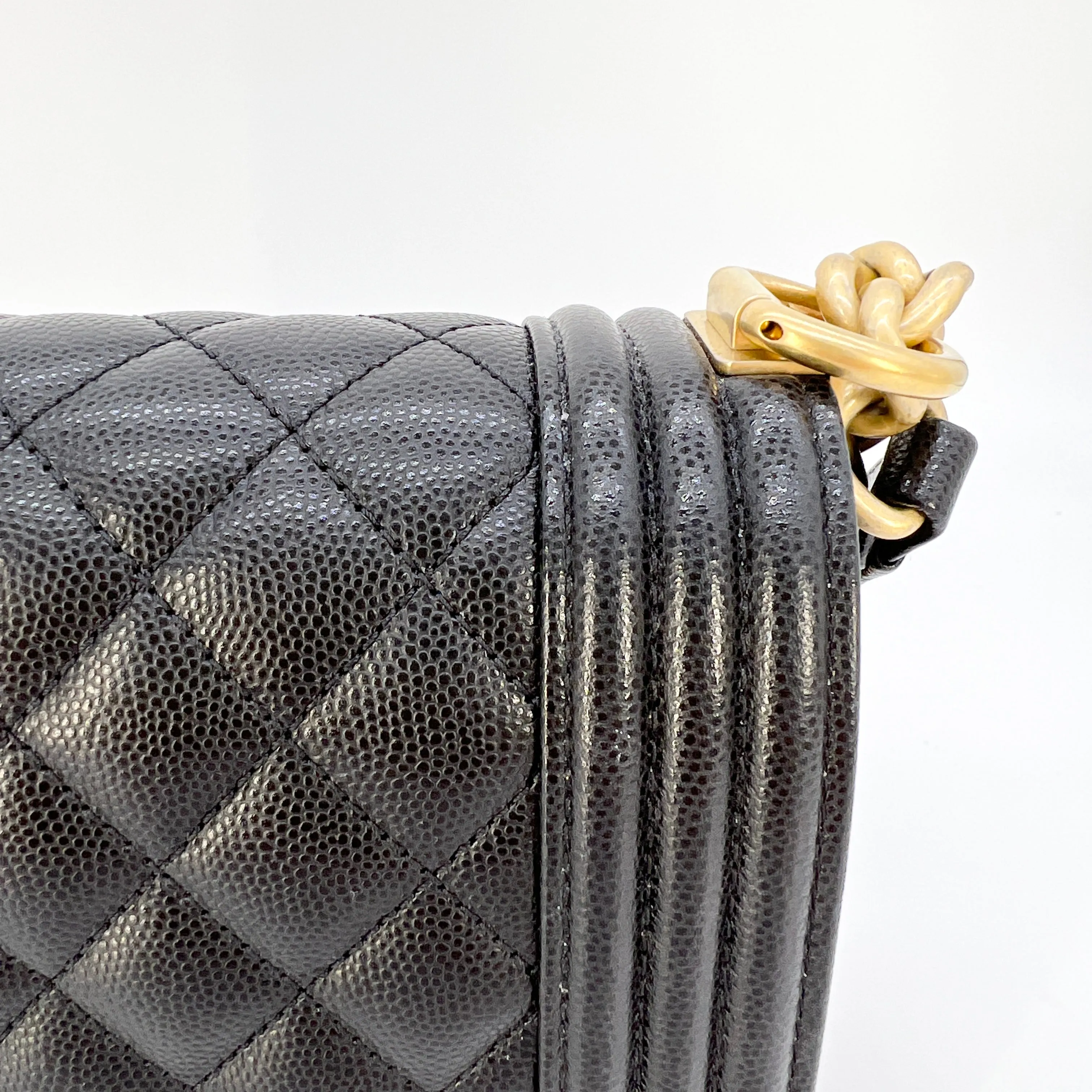 CHANEL Caviar Quilted Old Medium Boy Flap Black [Guaranteed Authentic]