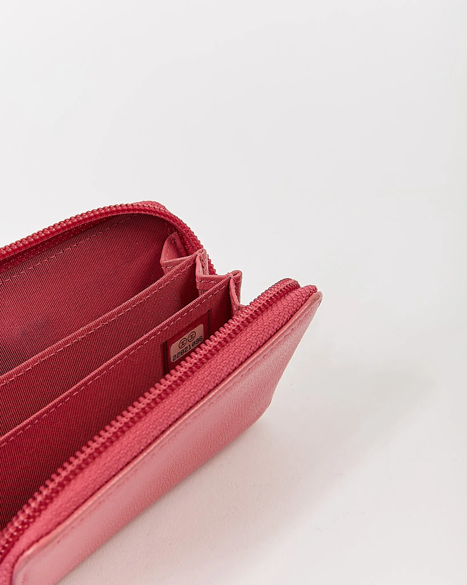 Chanel Pink Caviar Interlocking CC Zippy Wallet
