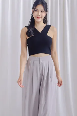 Cherie Padded Two Way Top In Black