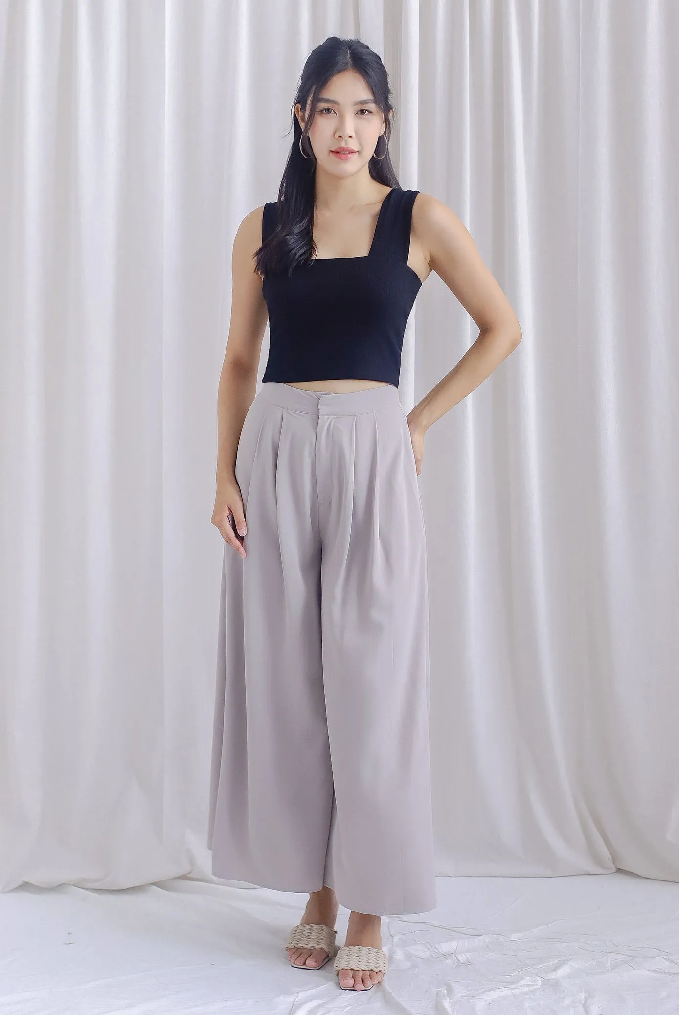 Cherie Padded Two Way Top In Black