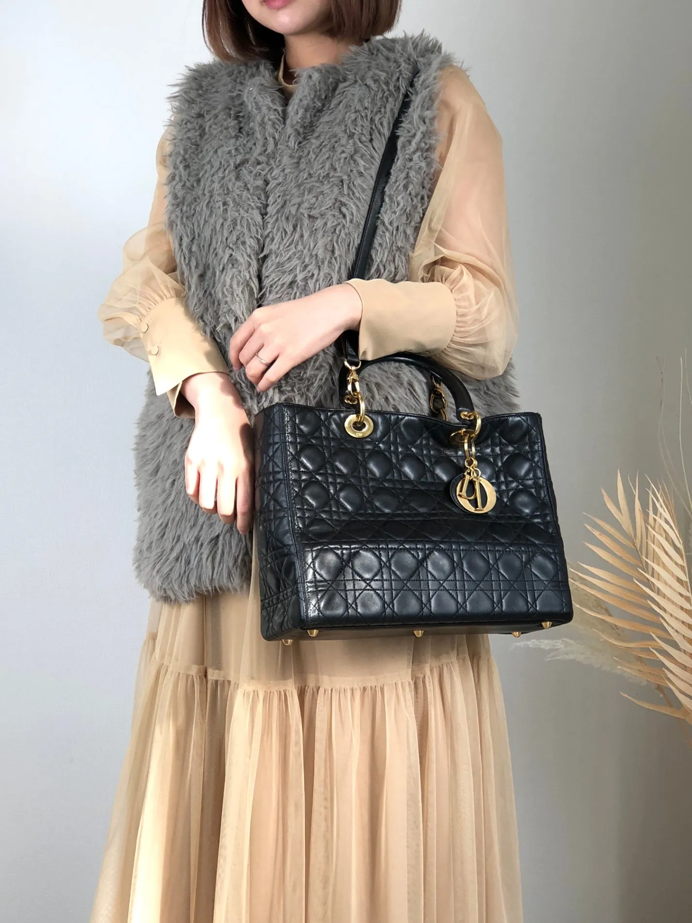 Christian Dior  Cannage CD Logo Charm Leather Two-way Handbag Shoulder bag Black Vintage ycc5cv