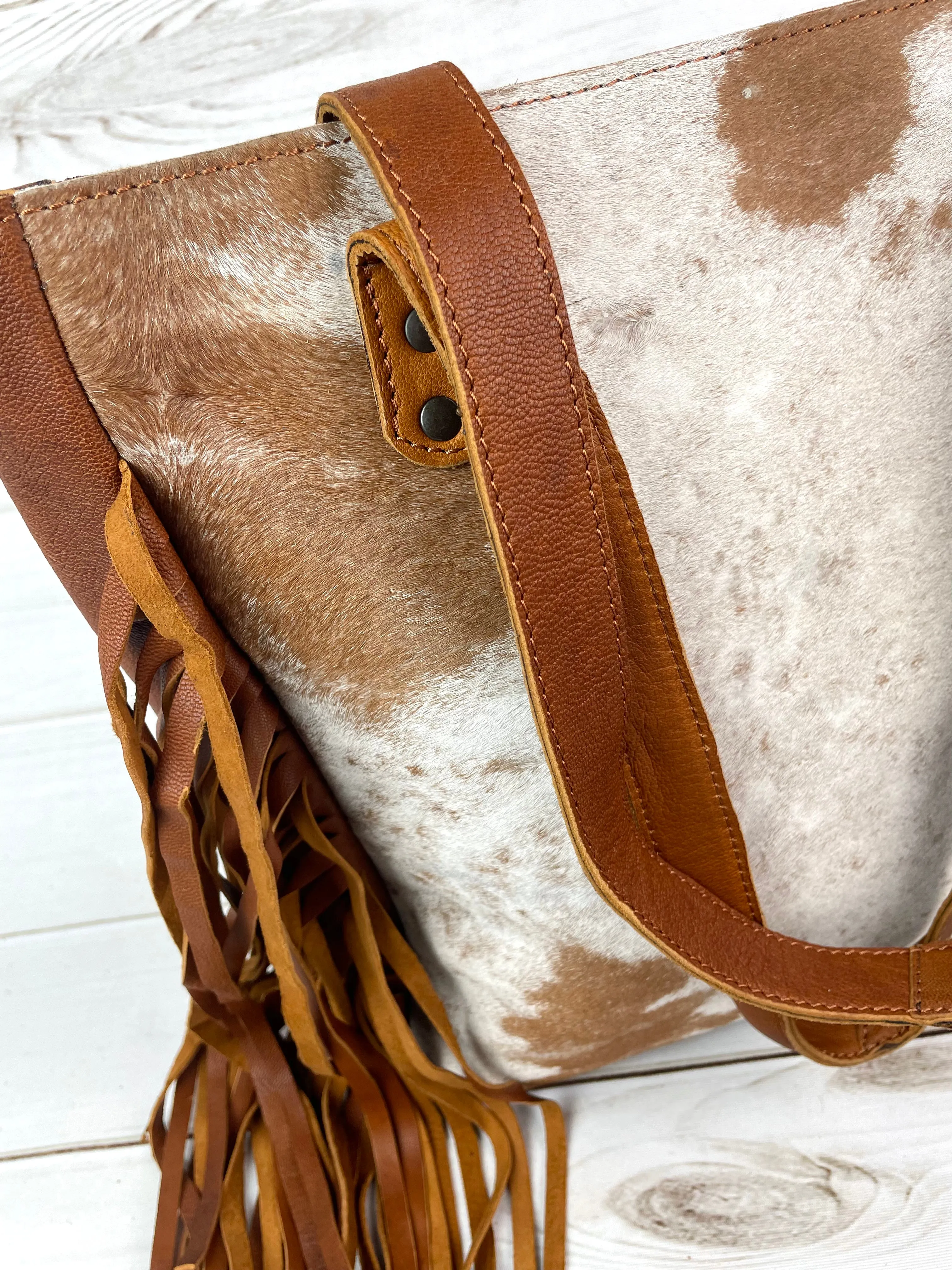 CLEARANCE! Aster Large Hide & Leather Fringe Tote