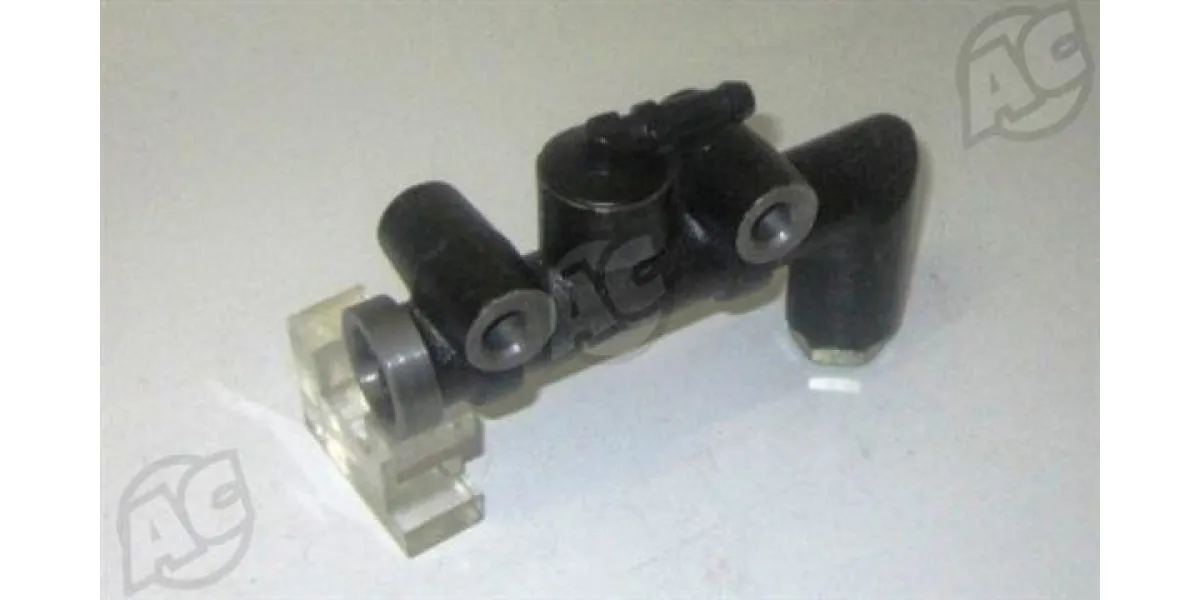 Clutch Master Cylinder Mazda T-Series (MAZ313)