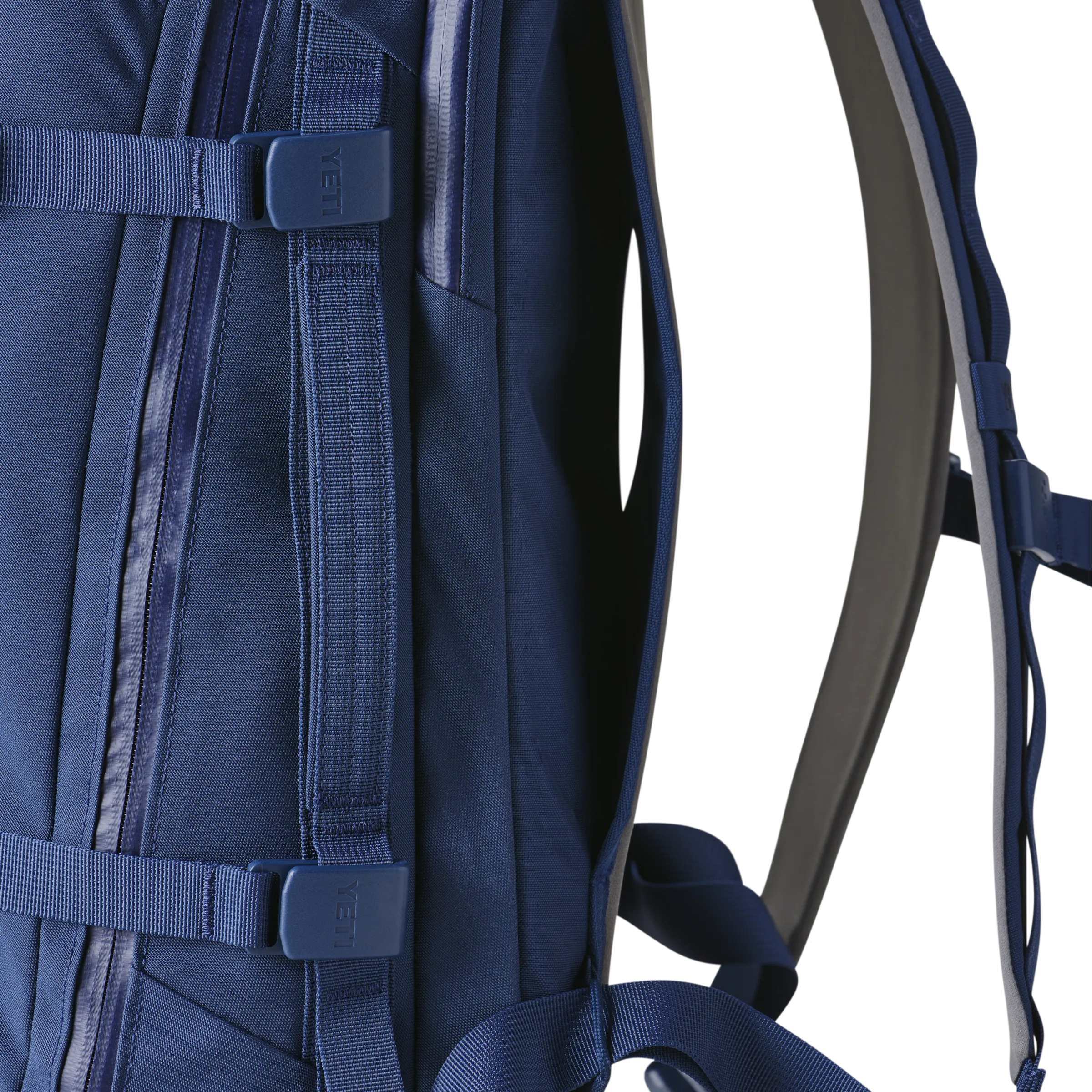 Crossroads® 27L Backpack