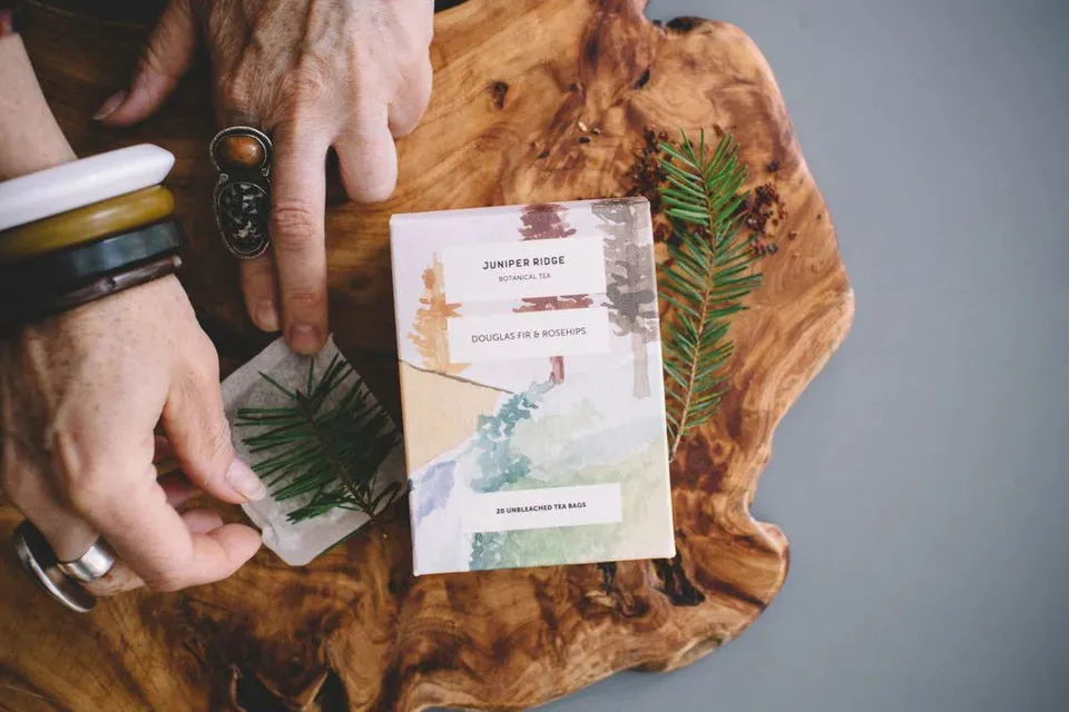 Douglas Fir & Rosehips Botanical Tea