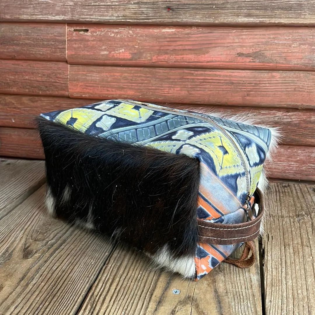 Dutton - Tricolor w/ Teton Sundown Navajo
