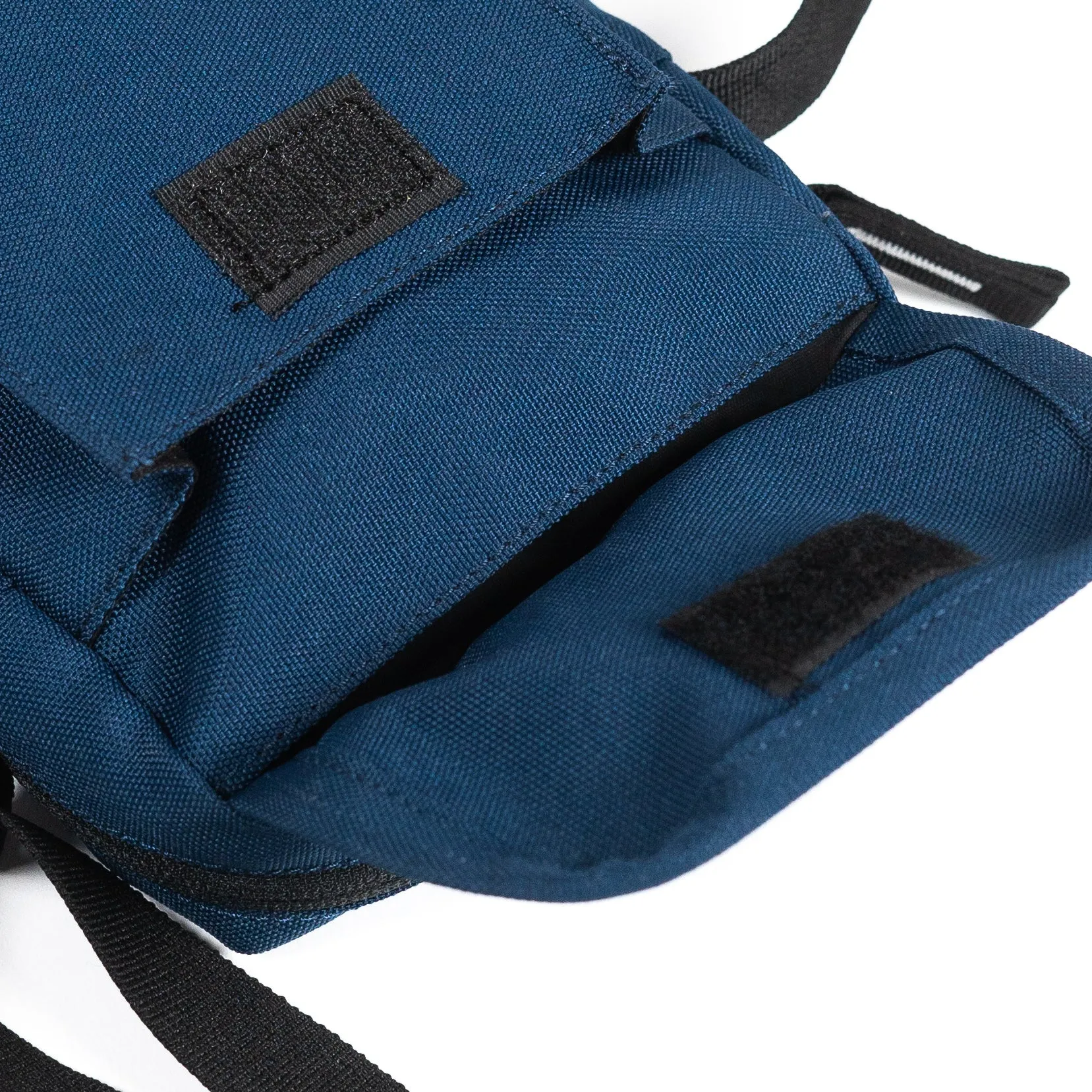 Essential Shoulder Bag (Blue)