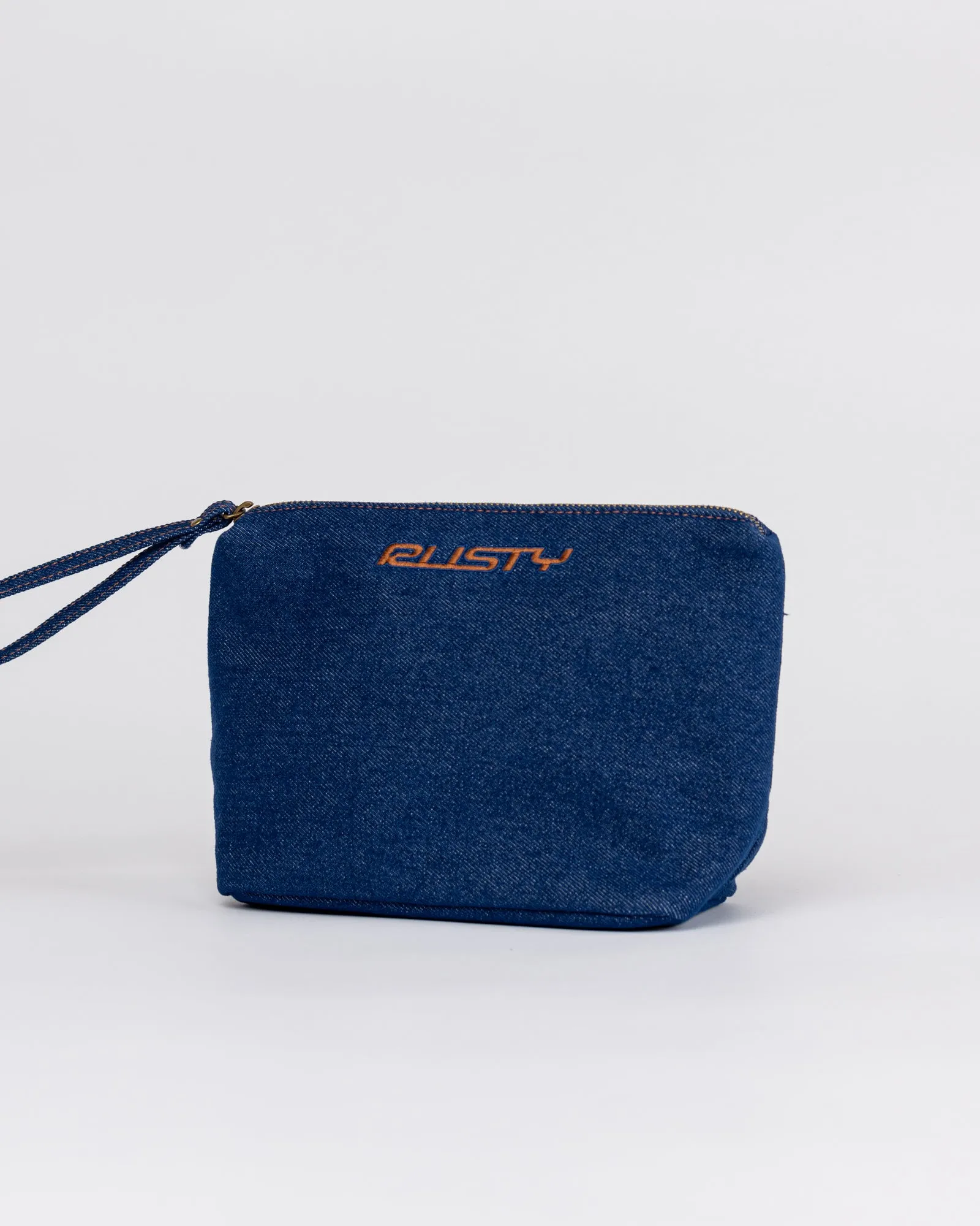 Essentials Pouch