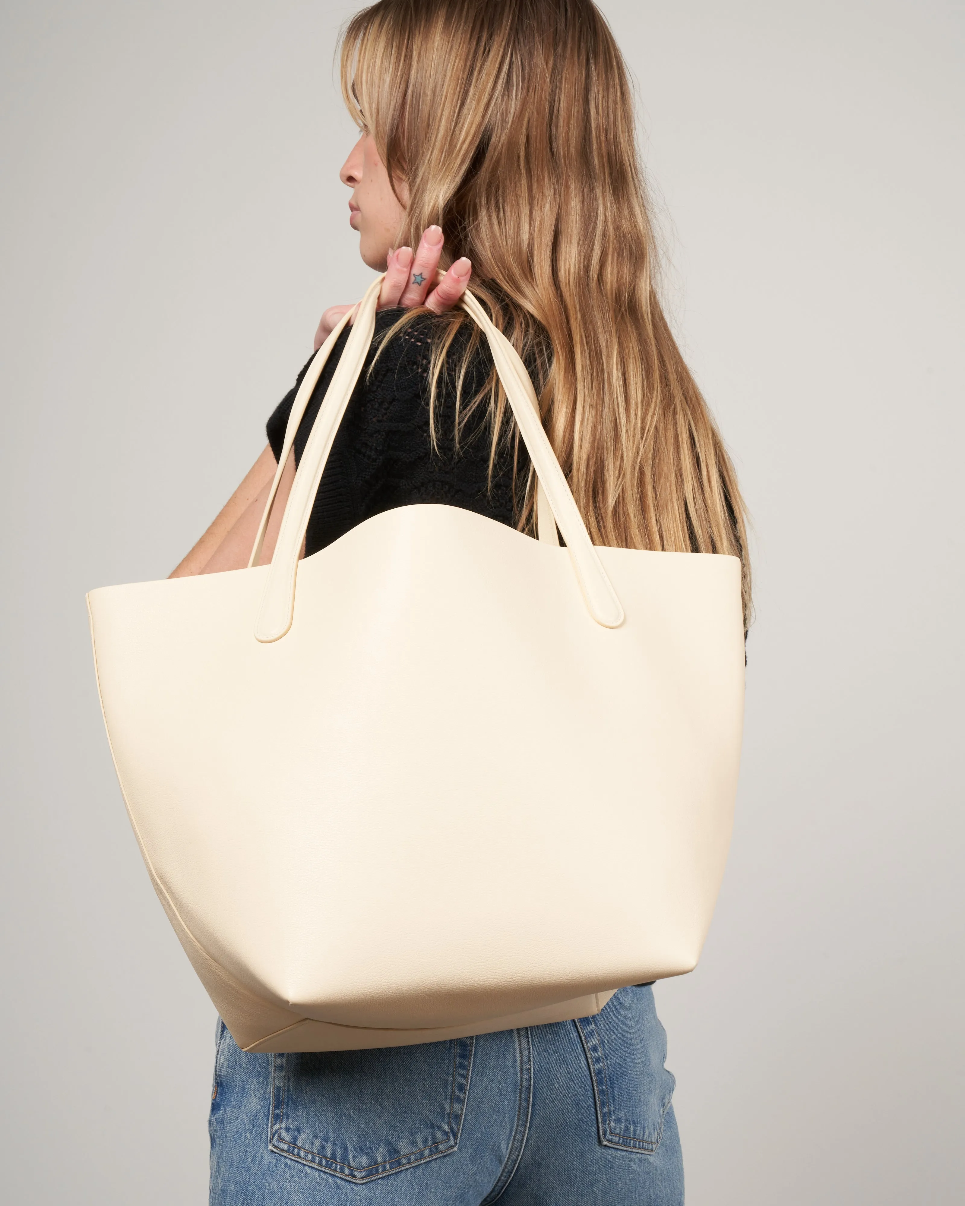 everyday soft tote - crema