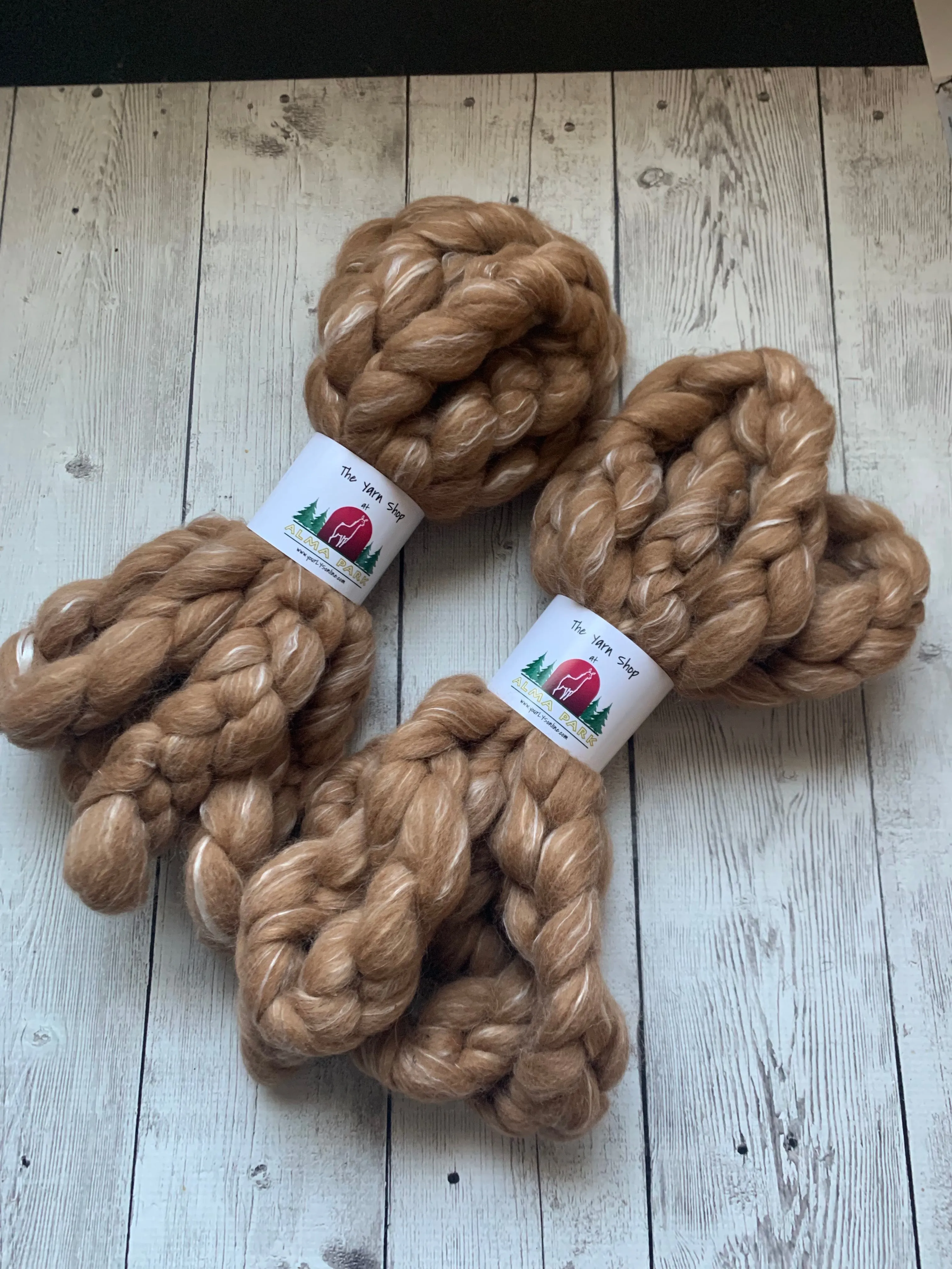 FARM ROVING - Baby Alpaca / Merino / Silk - Roving from ESTHER - Light Fawn