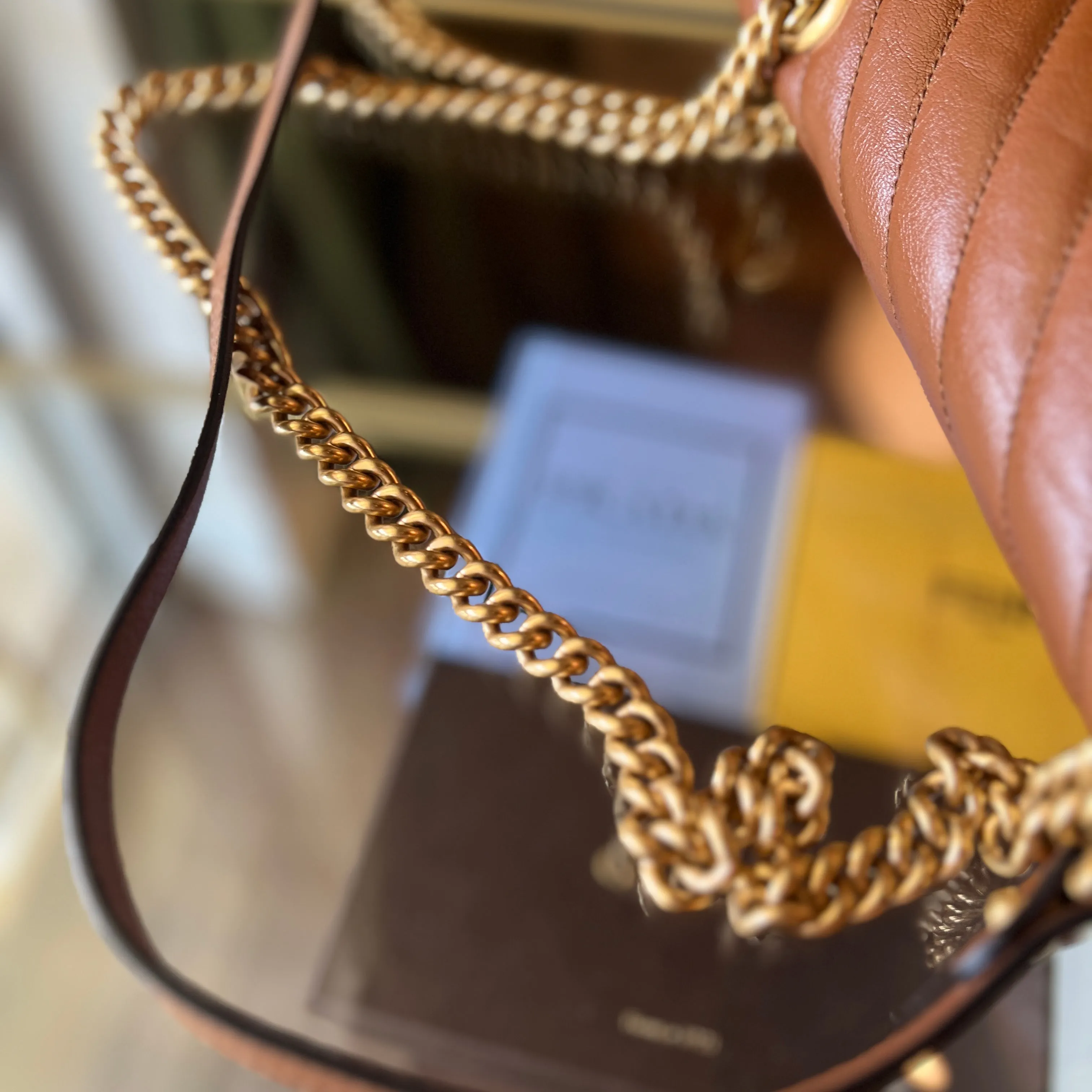 GUCCI Azalea Calfskin Matelasse Diagonal GG Marmont