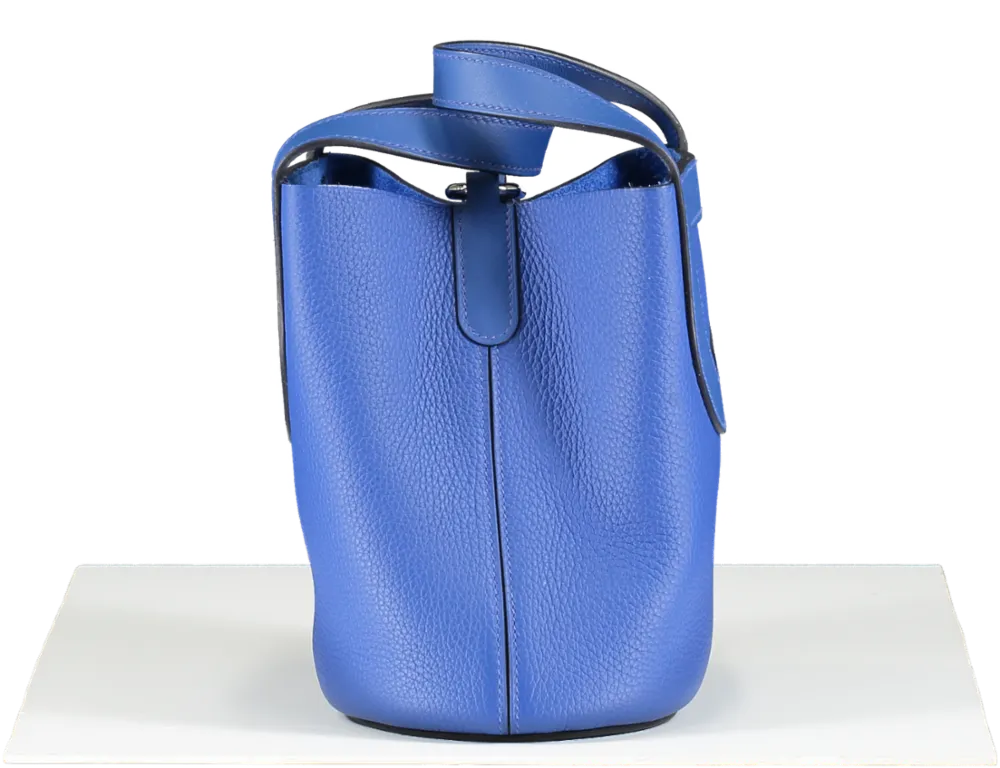 Hermès In The Loop 18 Taurillon Clemence Leather Bleu Royale Bag with palladium hardware BOX FRESH