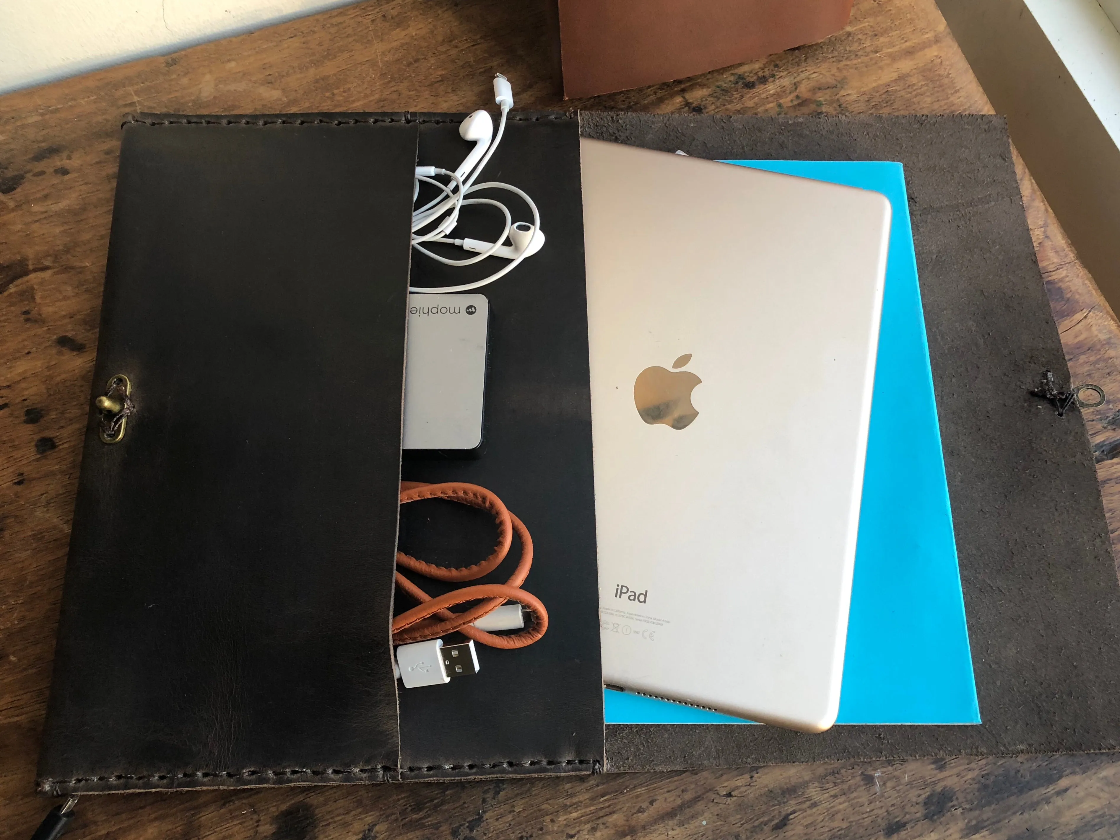 iPad pocket case, Tablet travel sleeve, Handmade leather iPad, Customizable