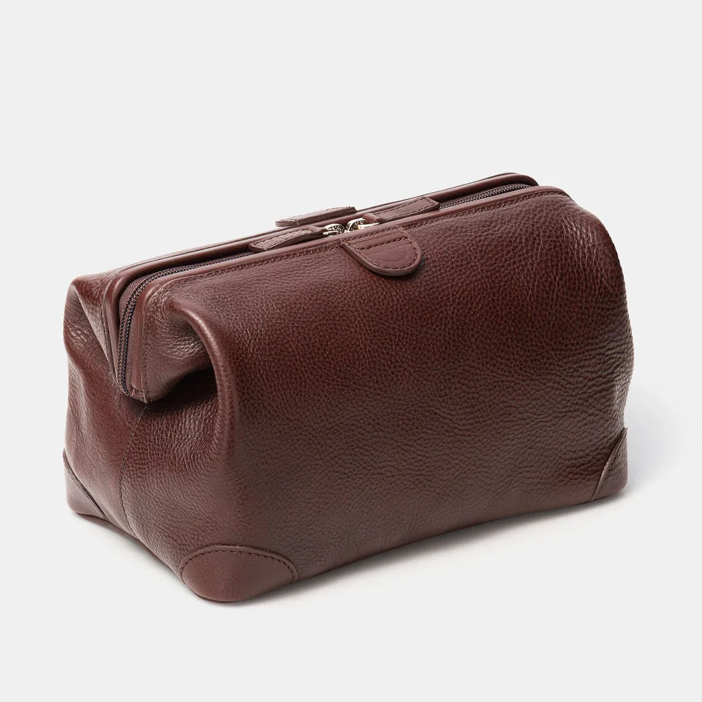 LEATHER SHAVING CASE