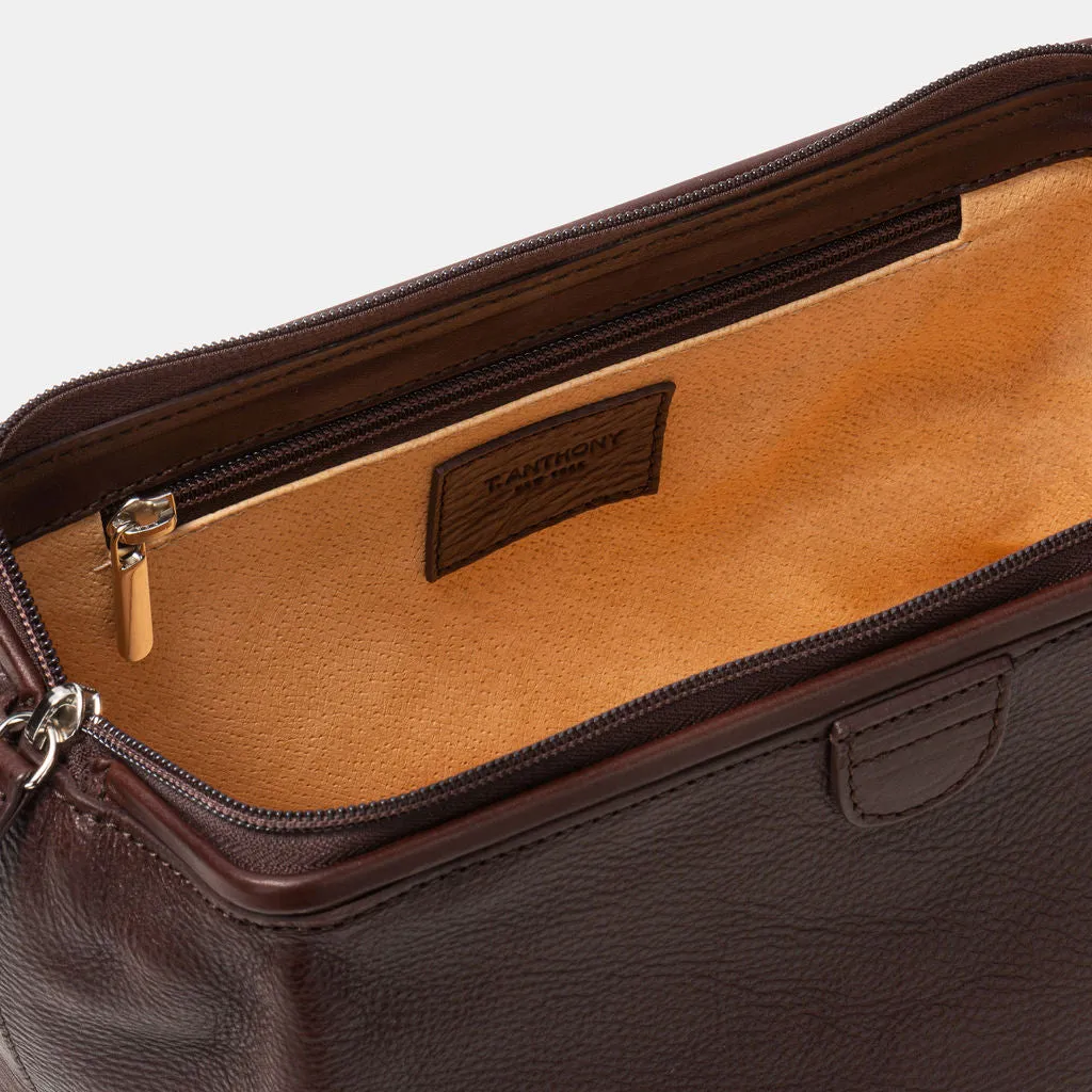 LEATHER SHAVING CASE