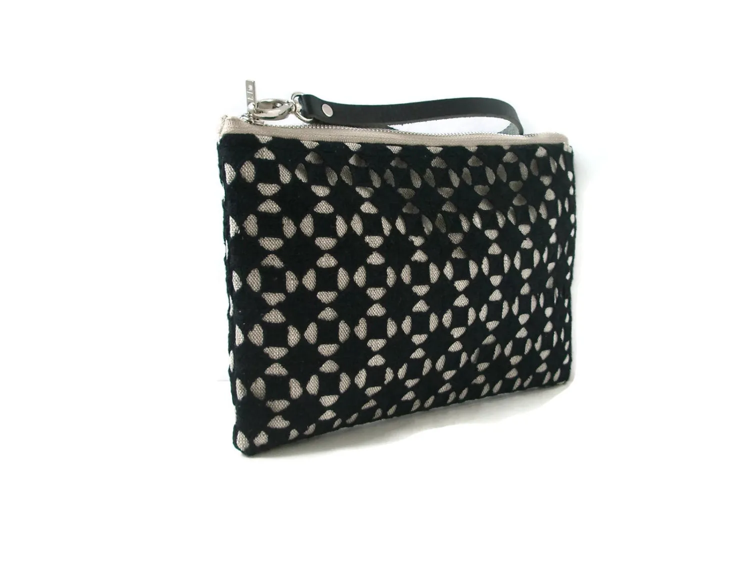Linen Cutch Bag with Eyelet Embroidery