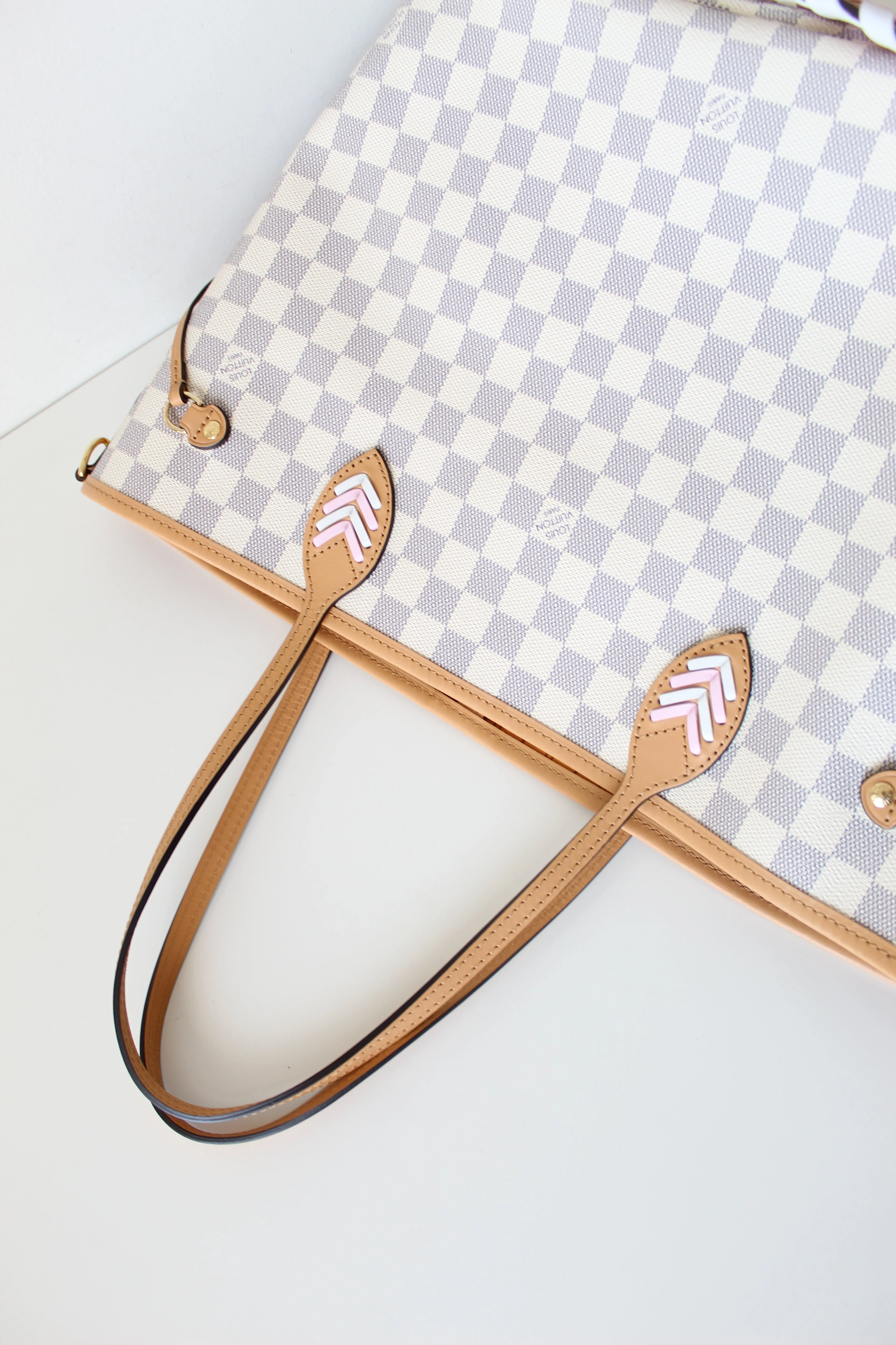 Louis Vuitton Limited Edition Neverfull MM with Strap