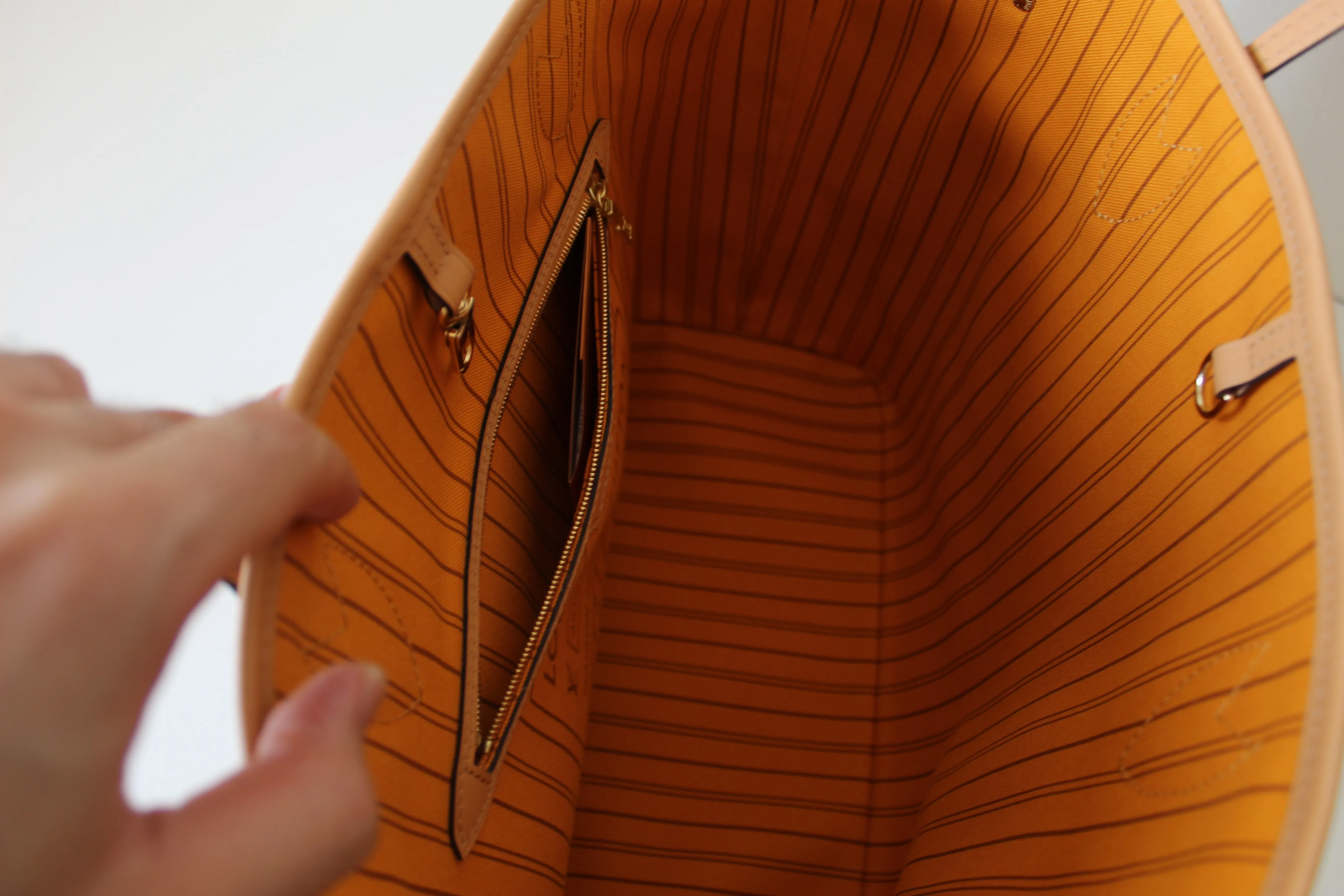 Louis Vuitton Limited Edition Neverfull MM with Strap