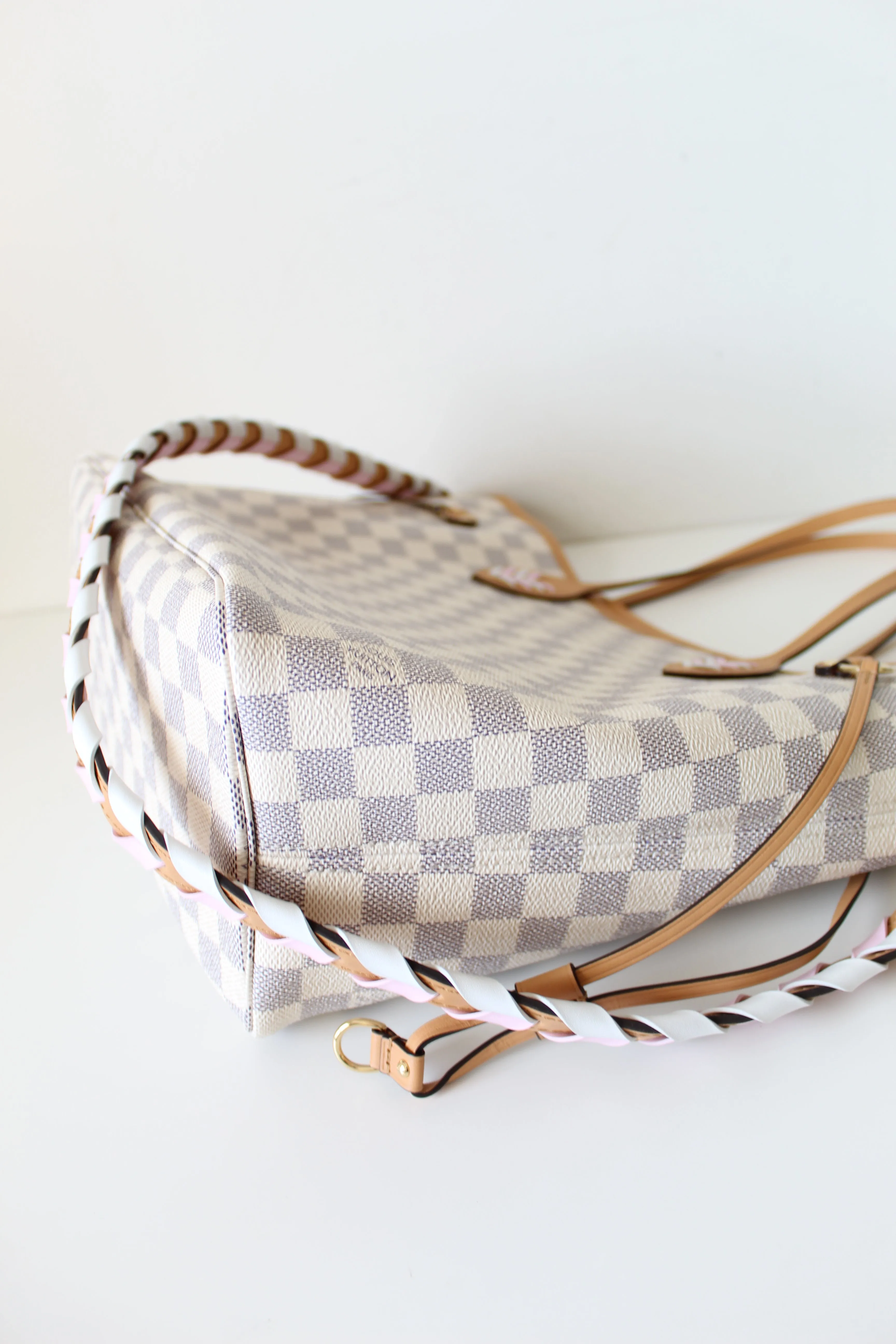 Louis Vuitton Limited Edition Neverfull MM with Strap