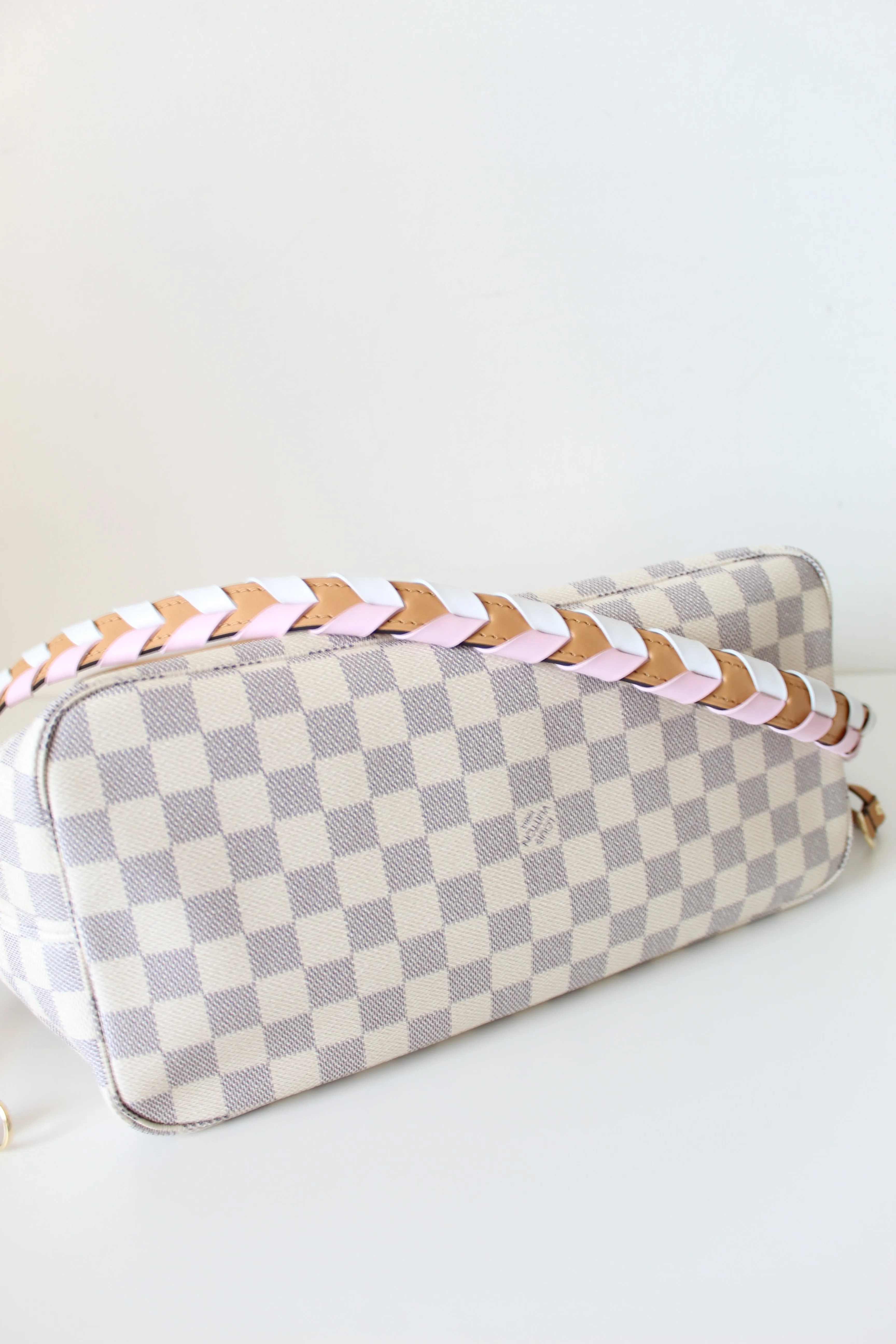 Louis Vuitton Limited Edition Neverfull MM with Strap