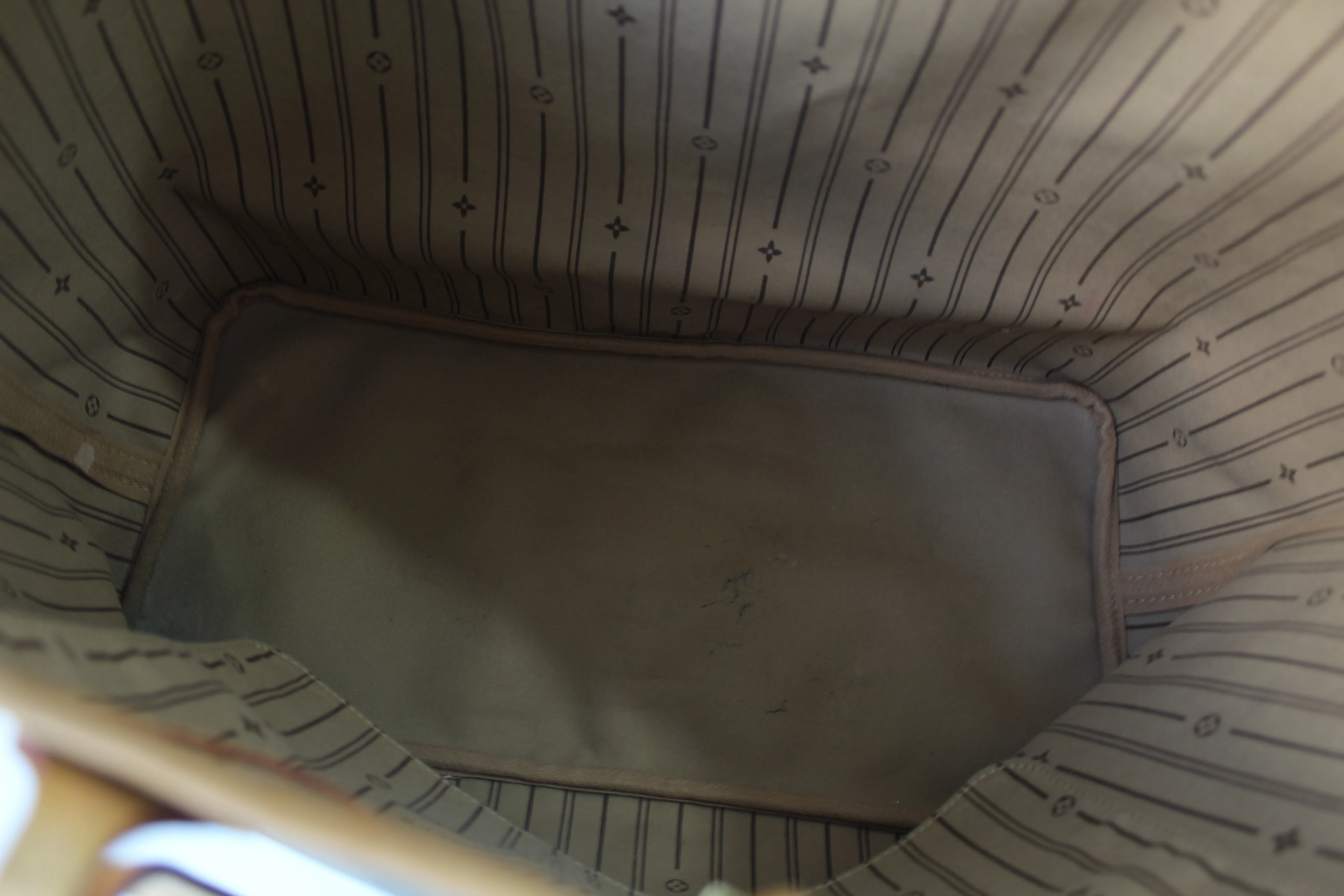 Louis Vuitton Neverfull GM