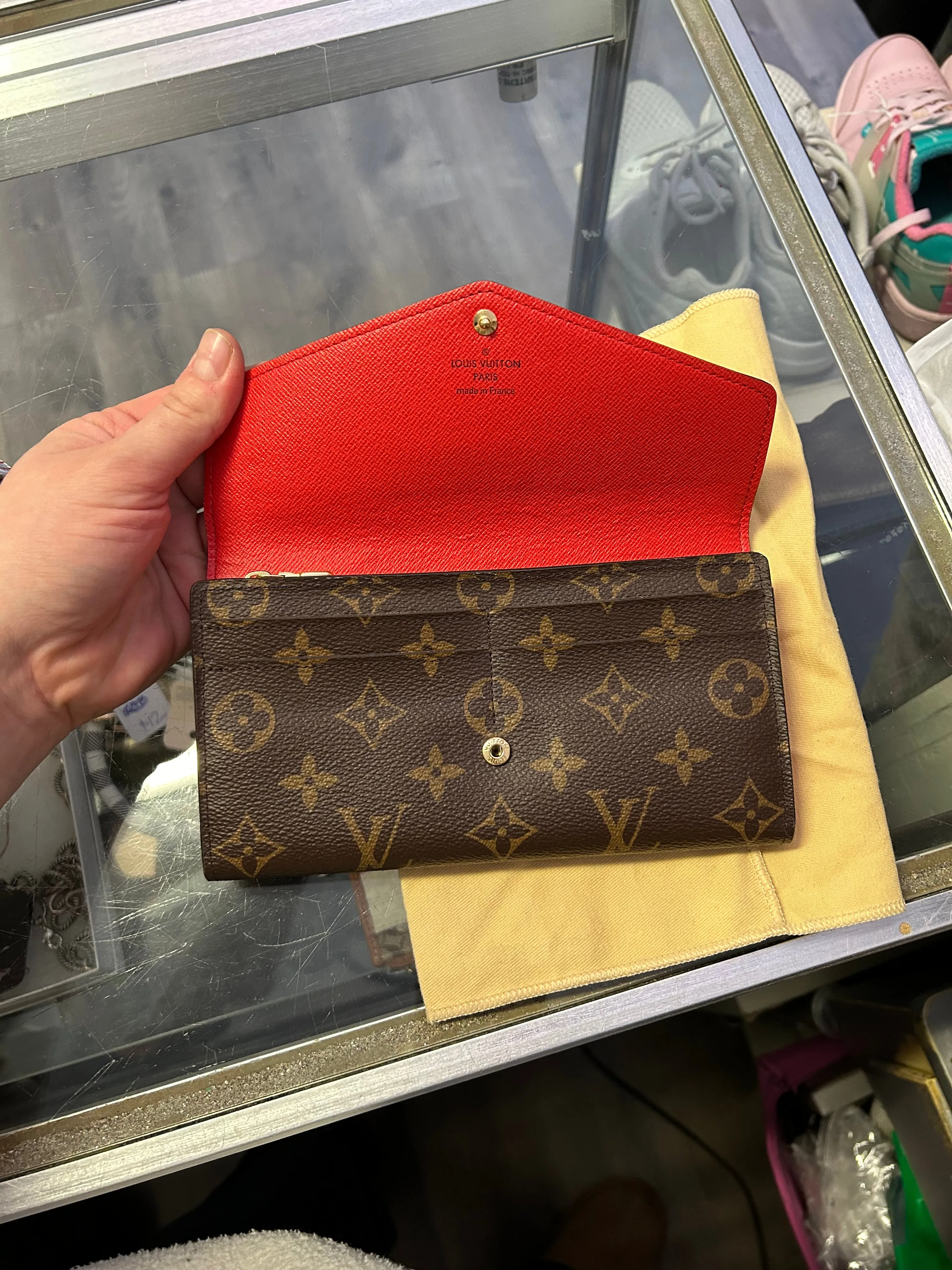 Louis Vuitton Sarah (New Style)