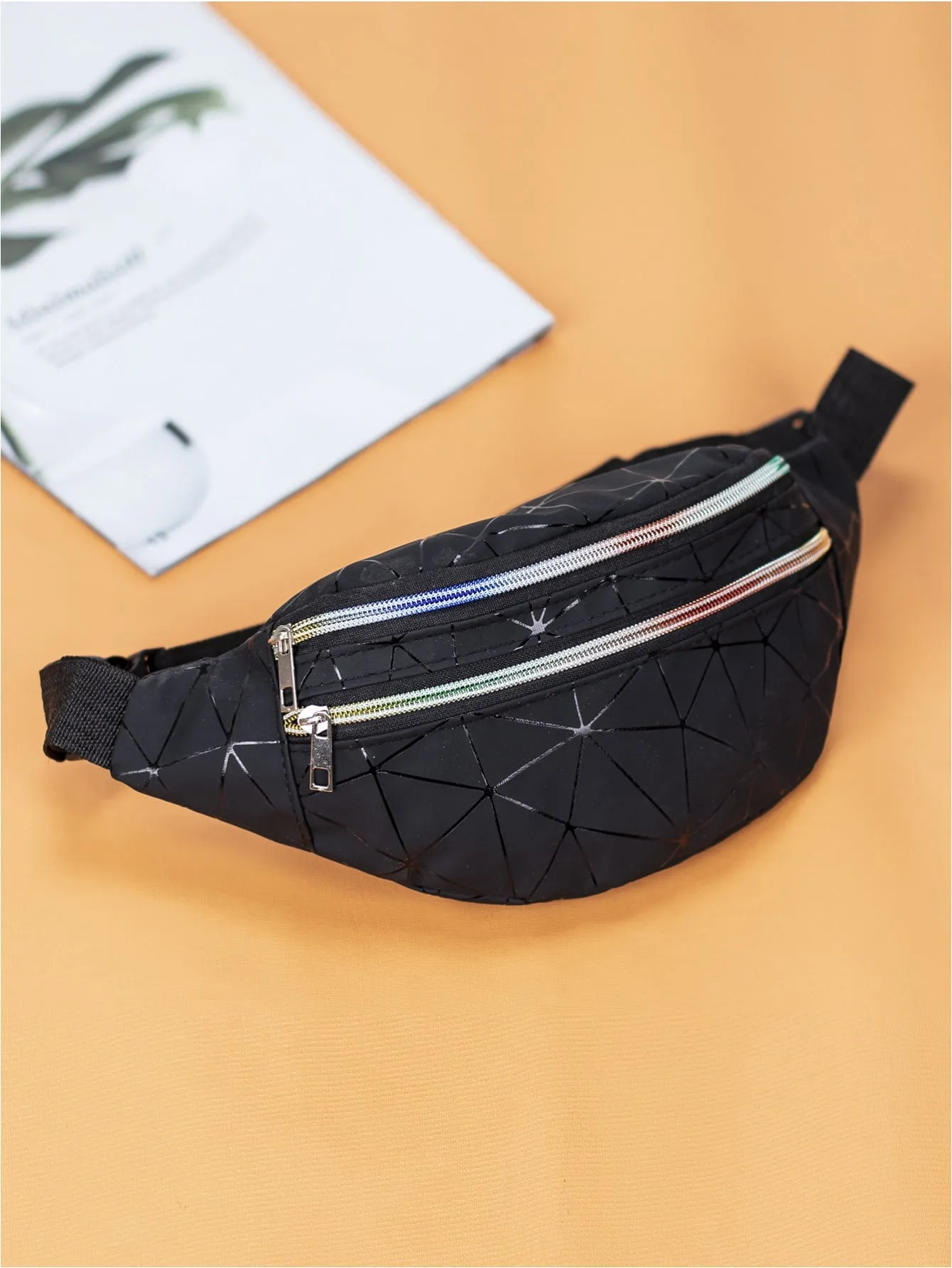 Mini Geometric Print Zip Front Waist Bag - ᗰ'₂₂ - Black- FD ⚡