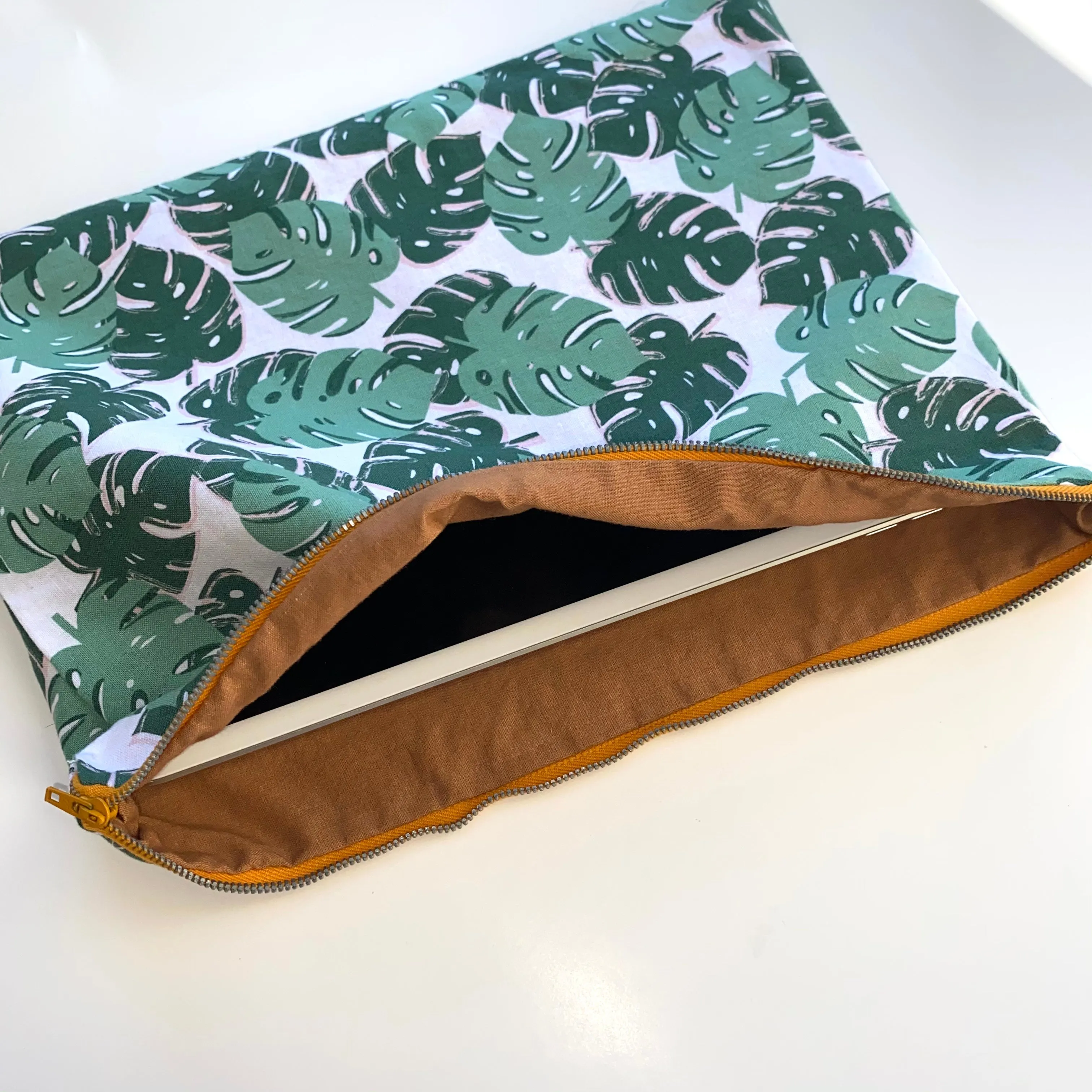 Monstera Print Zip Pouch in XL