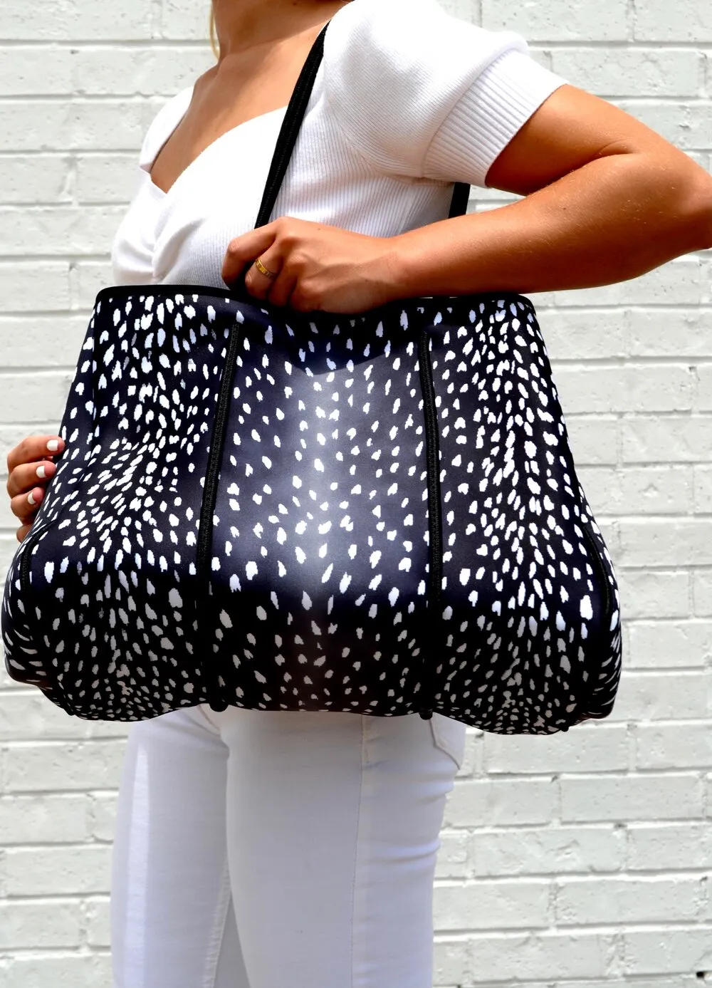 Neoprene Tote - Midnight Fawn