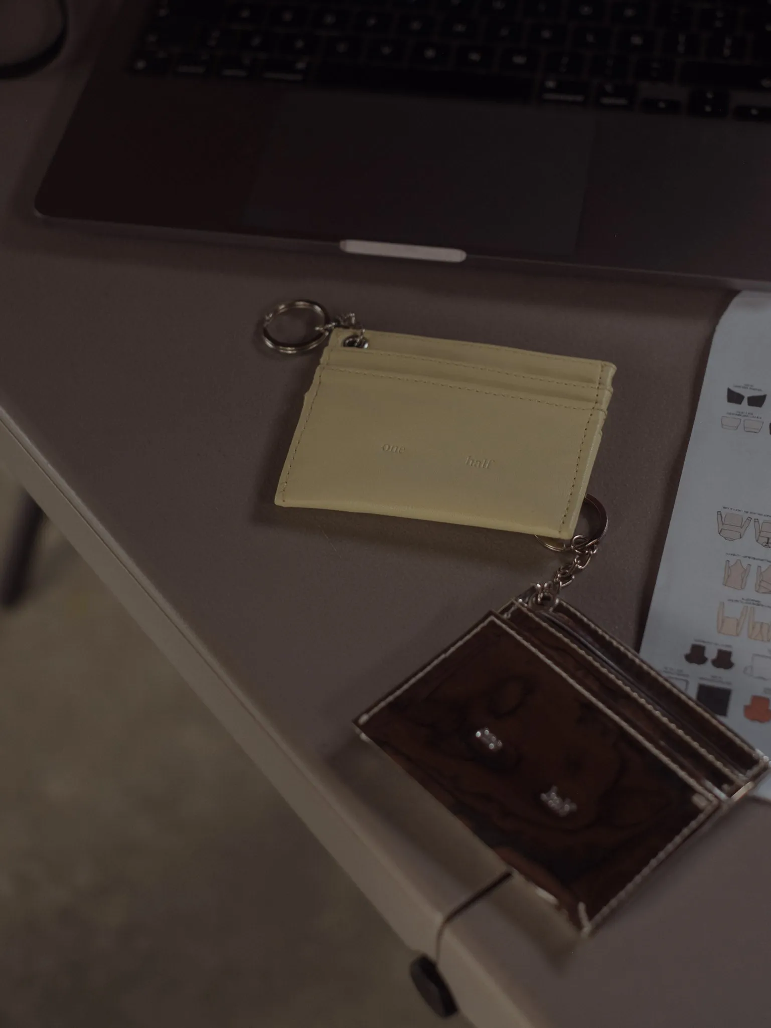 ONE HALF CARD HOLDER - PANACOTTA