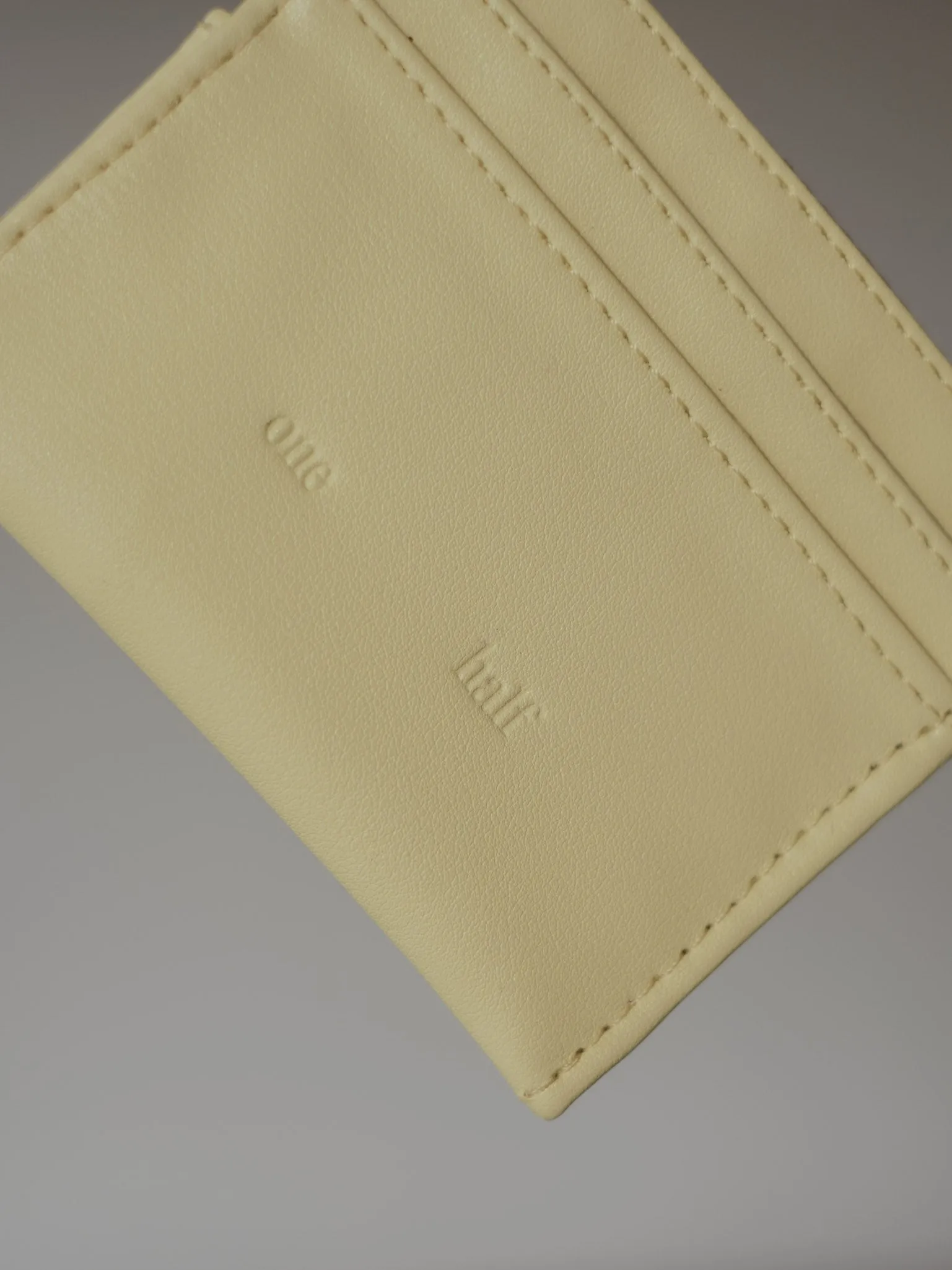ONE HALF CARD HOLDER - PANACOTTA
