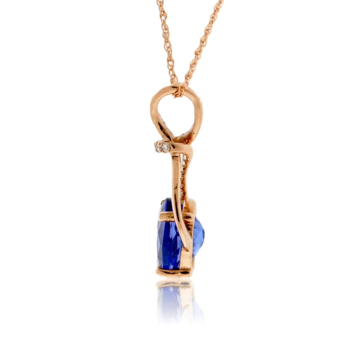 Oval Tanzanite & Diamond Pendant
