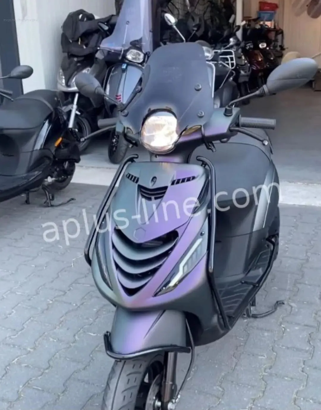 Panel Kit Matt Dragon Cameleon | Piaggio ZIP 2000/SP Models