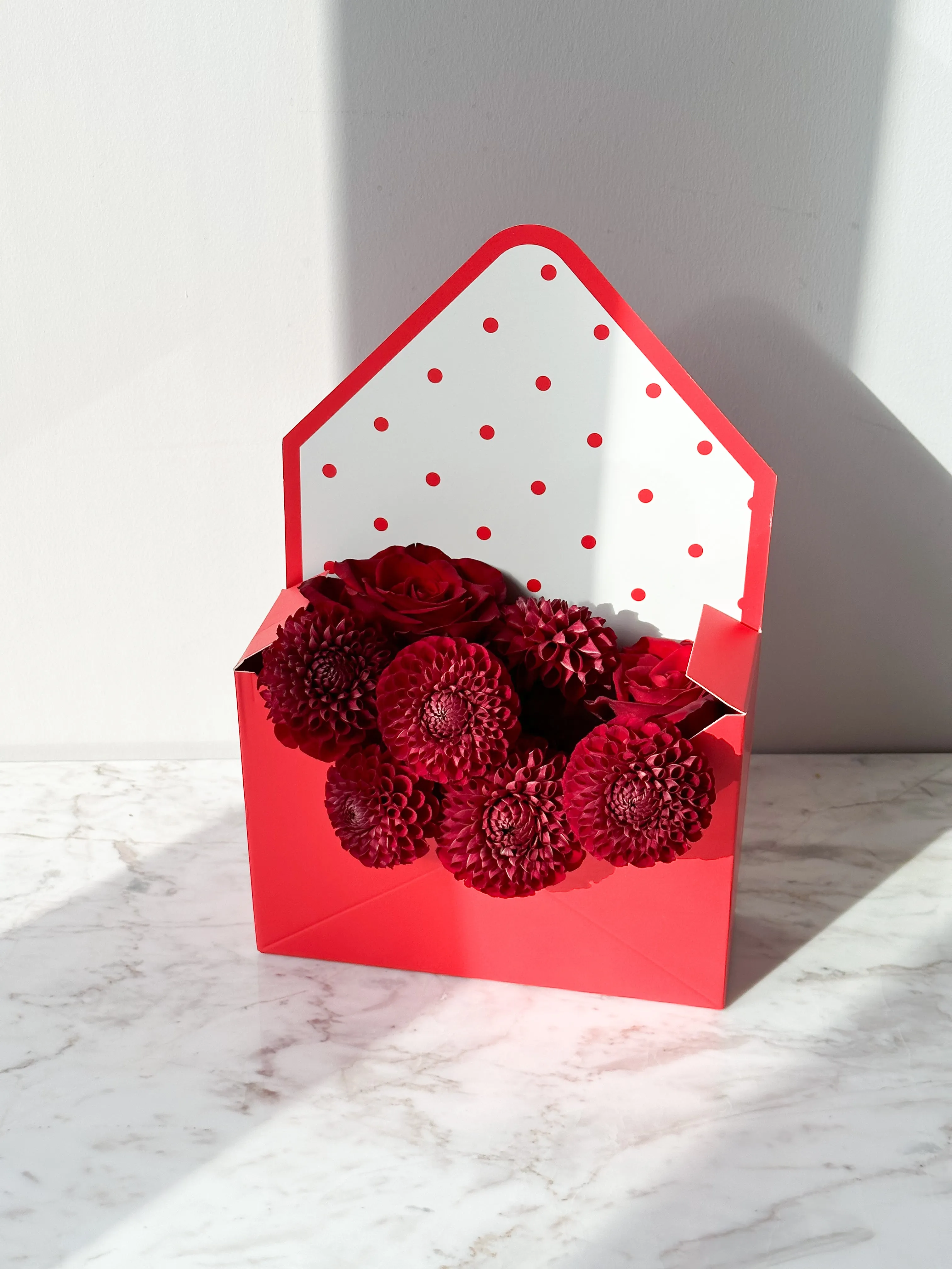 Polka Dot Envelope Shape Flower Box in Variety Color