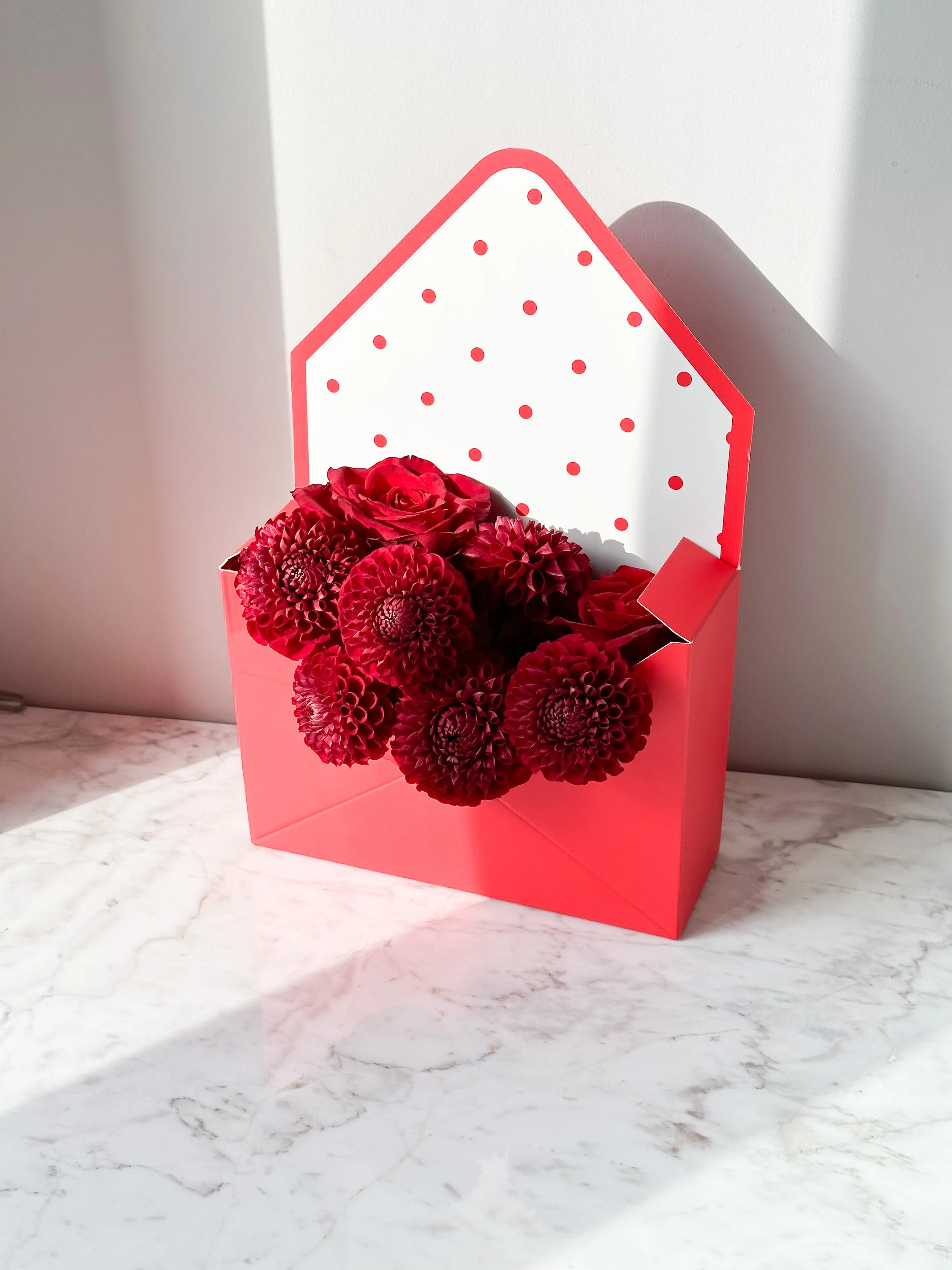 Polka Dot Envelope Shape Flower Box in Variety Color