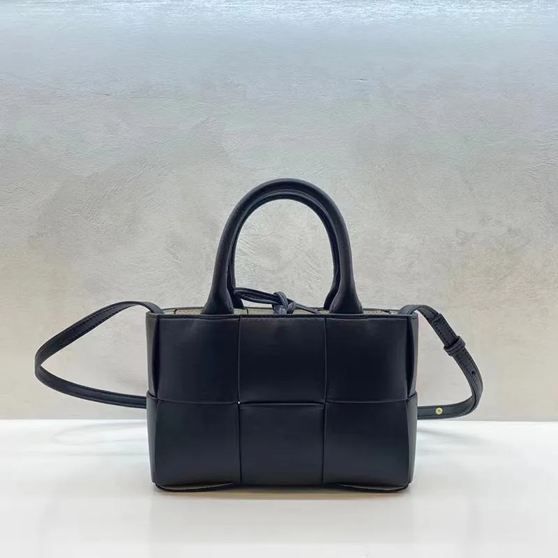 Renee Everyday Woven Tote