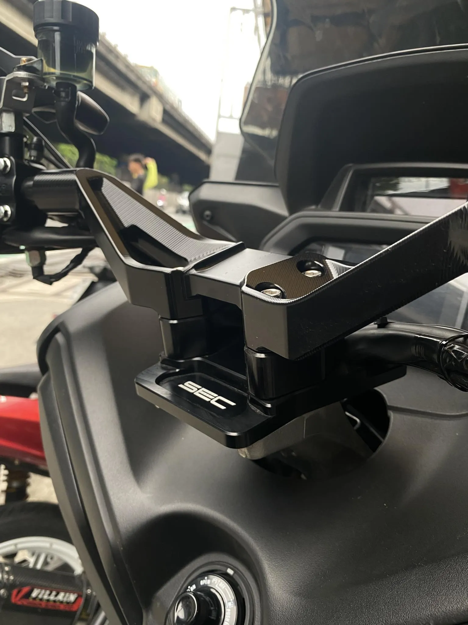 SEC Handle Bar