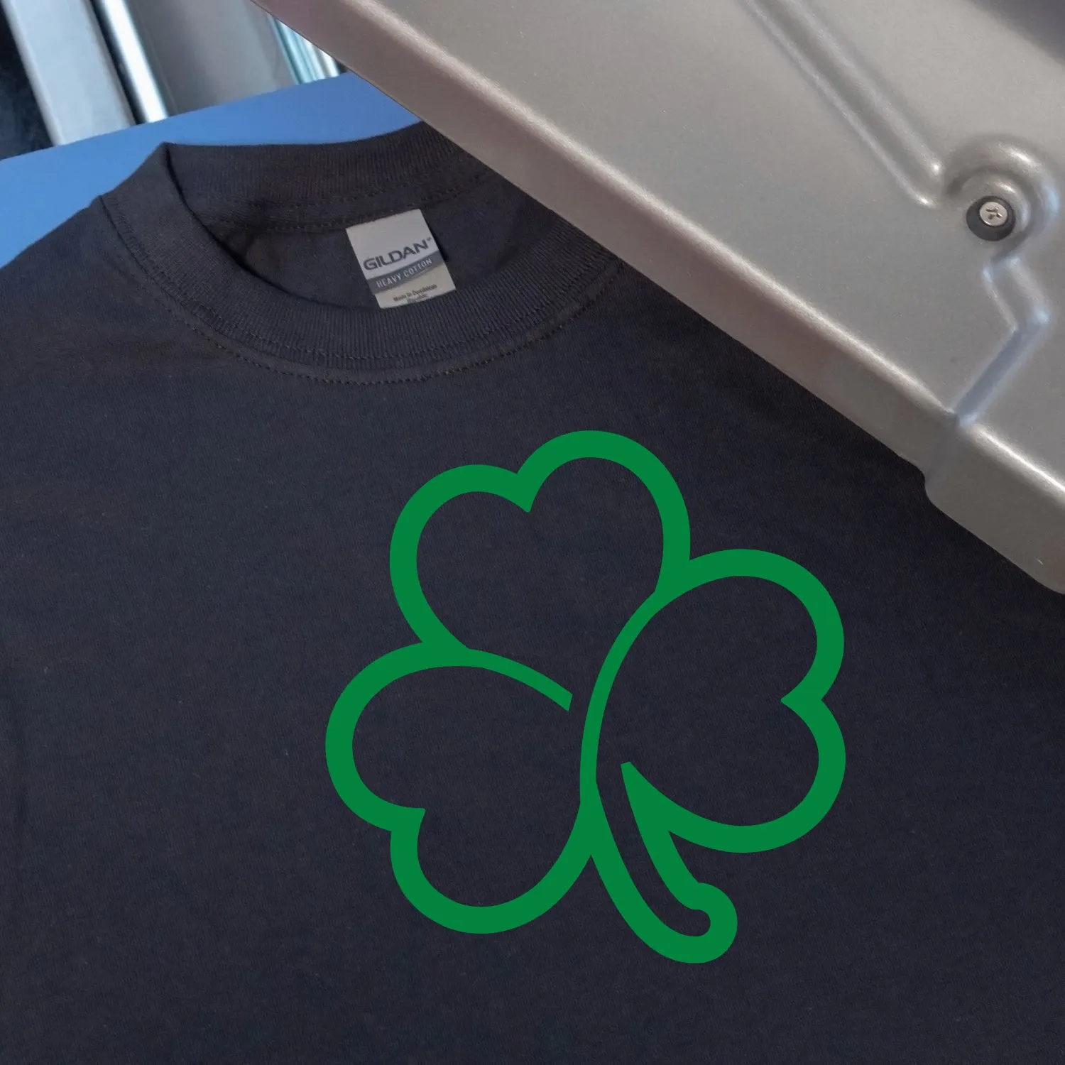 Shamrock Outlined Heat Transfer